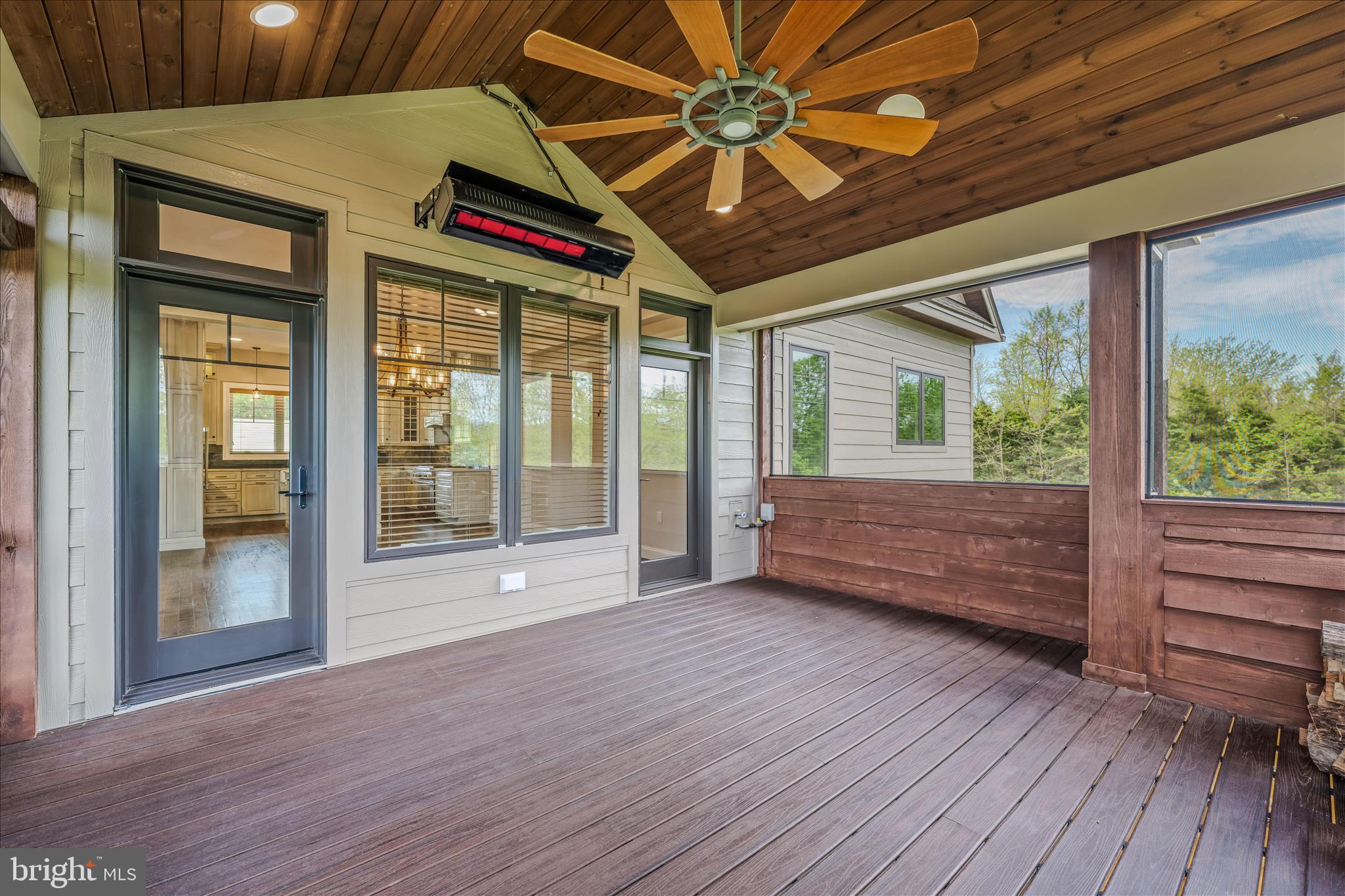 GREYSTONE ON THE OPEQUON - Residential