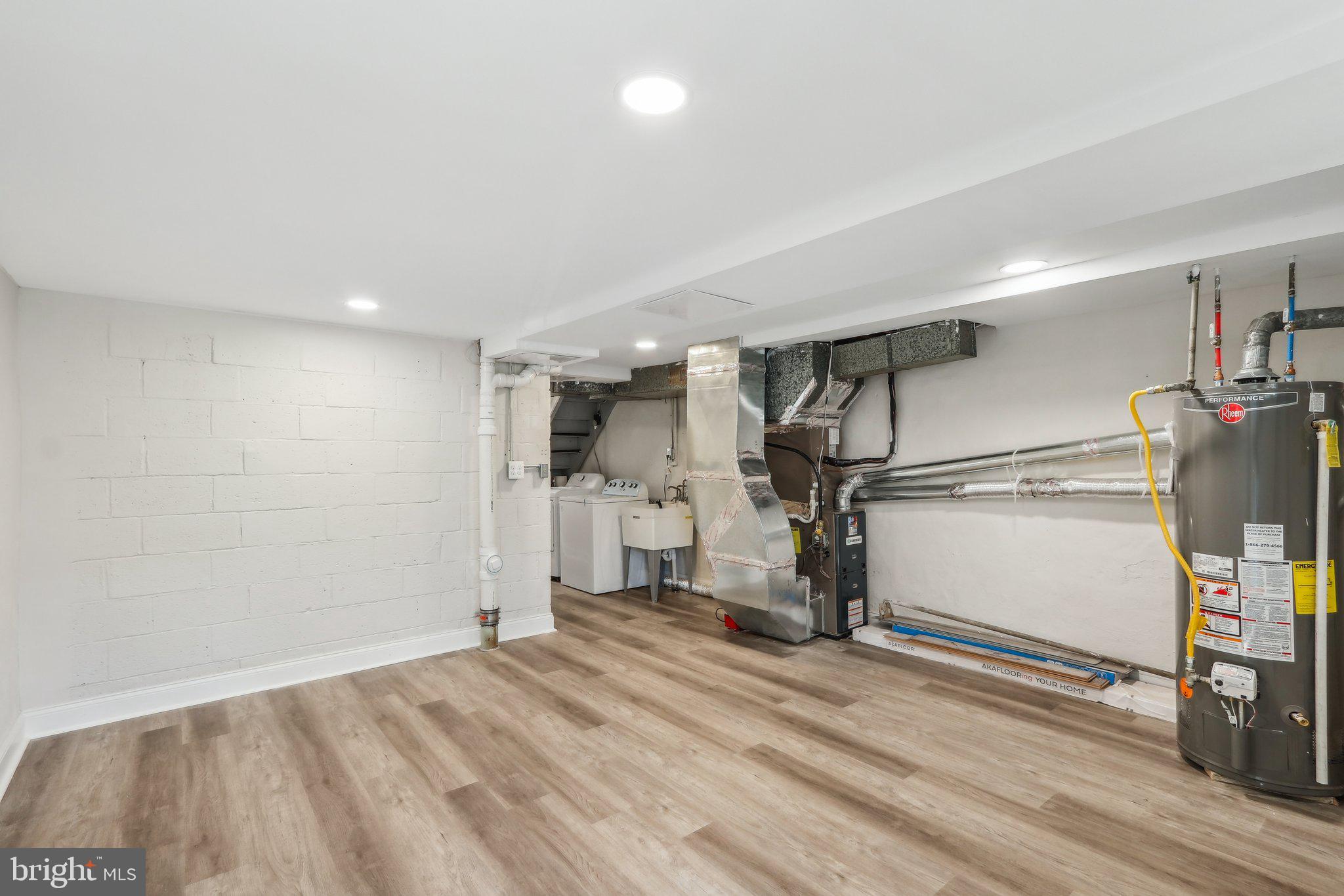 OLNEY - Residential