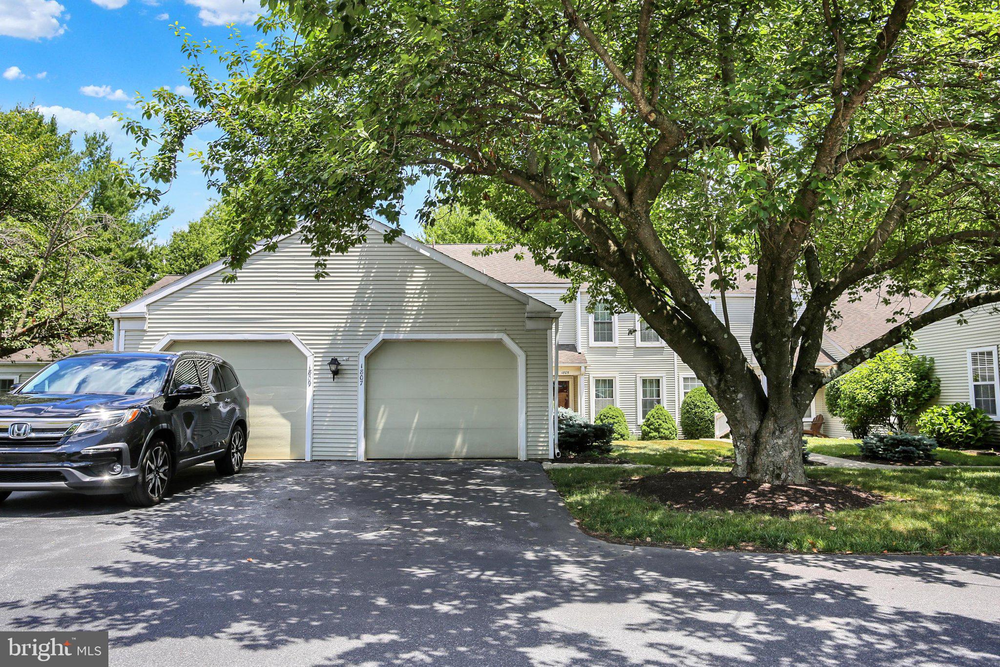 ROCKLEDGE - Residential