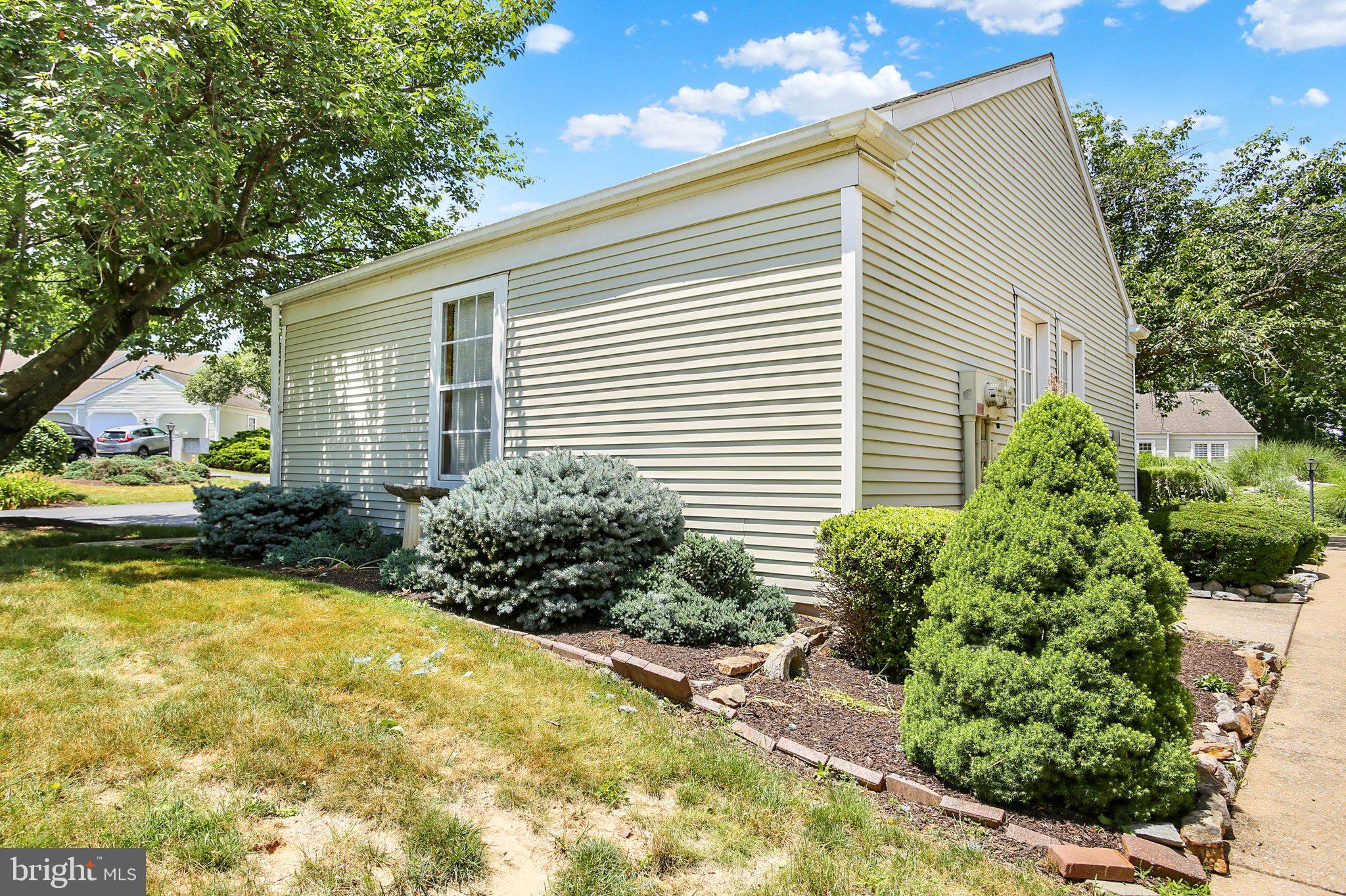 ROCKLEDGE - Residential