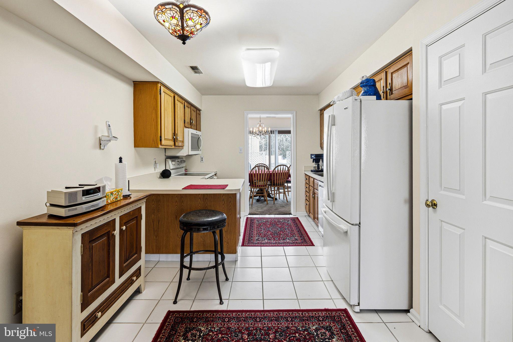 YARDLEY CORNERS - Residential