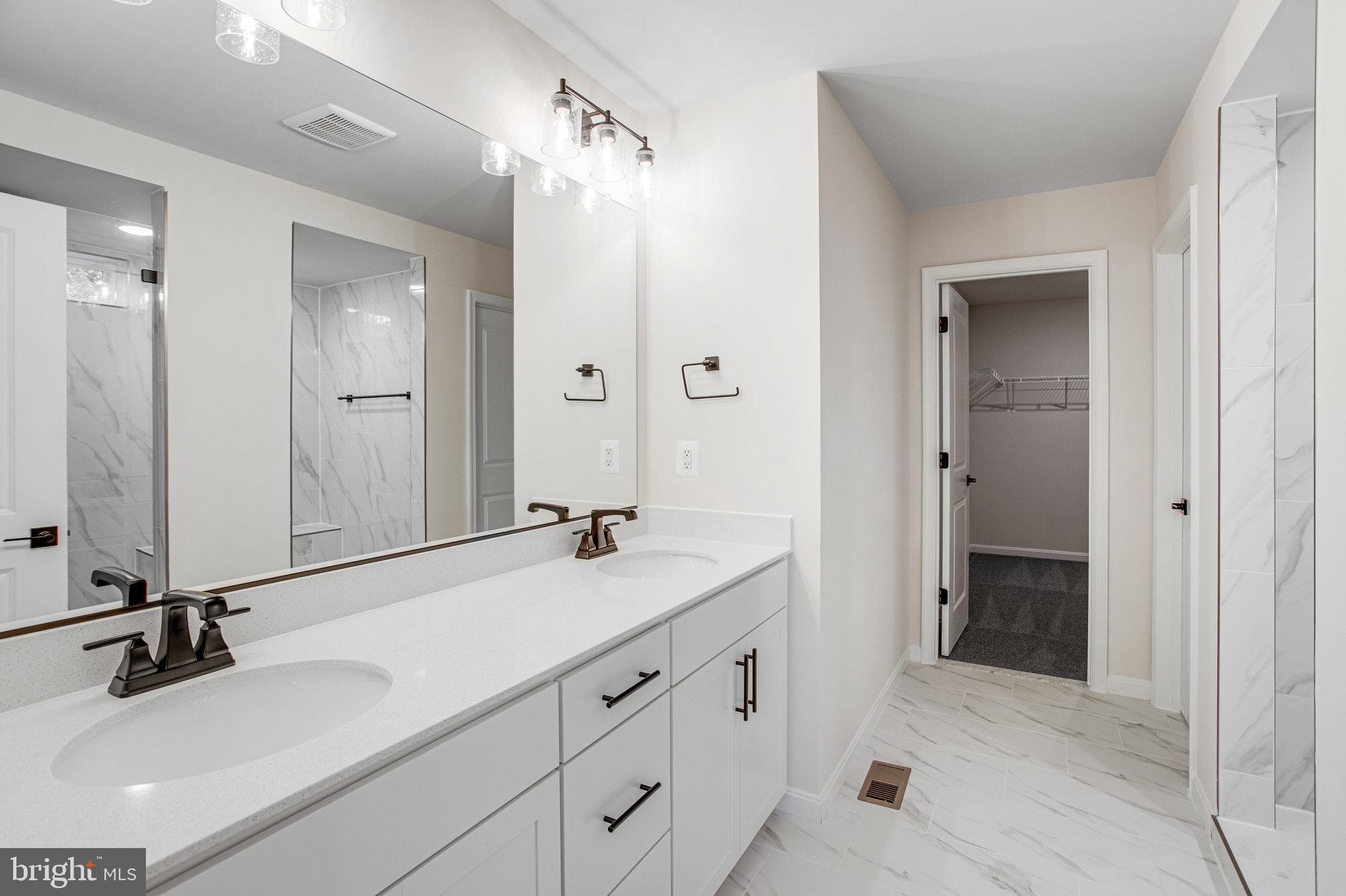 WILDERNESS SHORES - Residential