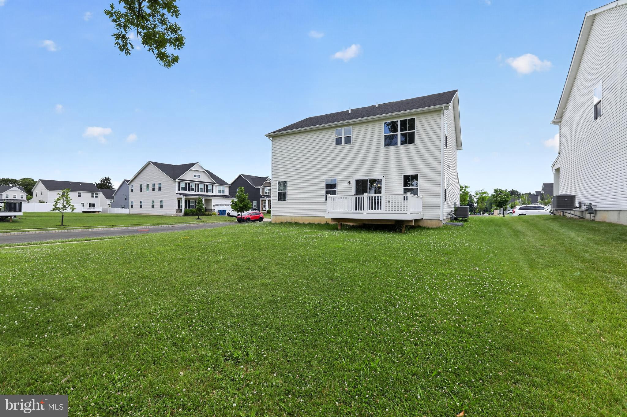 ASHBOURNE MEADOWS - Residential