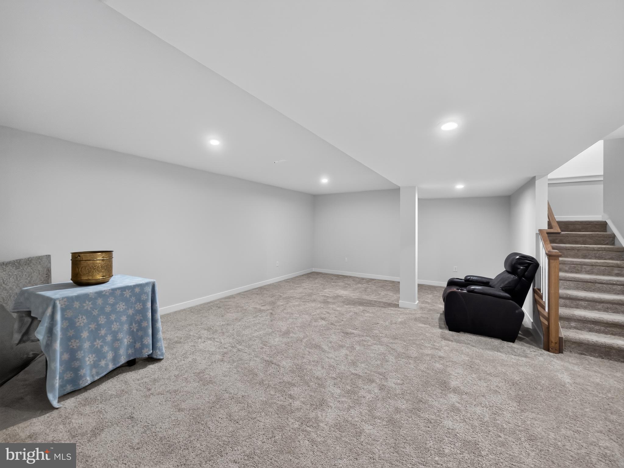 ASHBOURNE MEADOWS - Residential