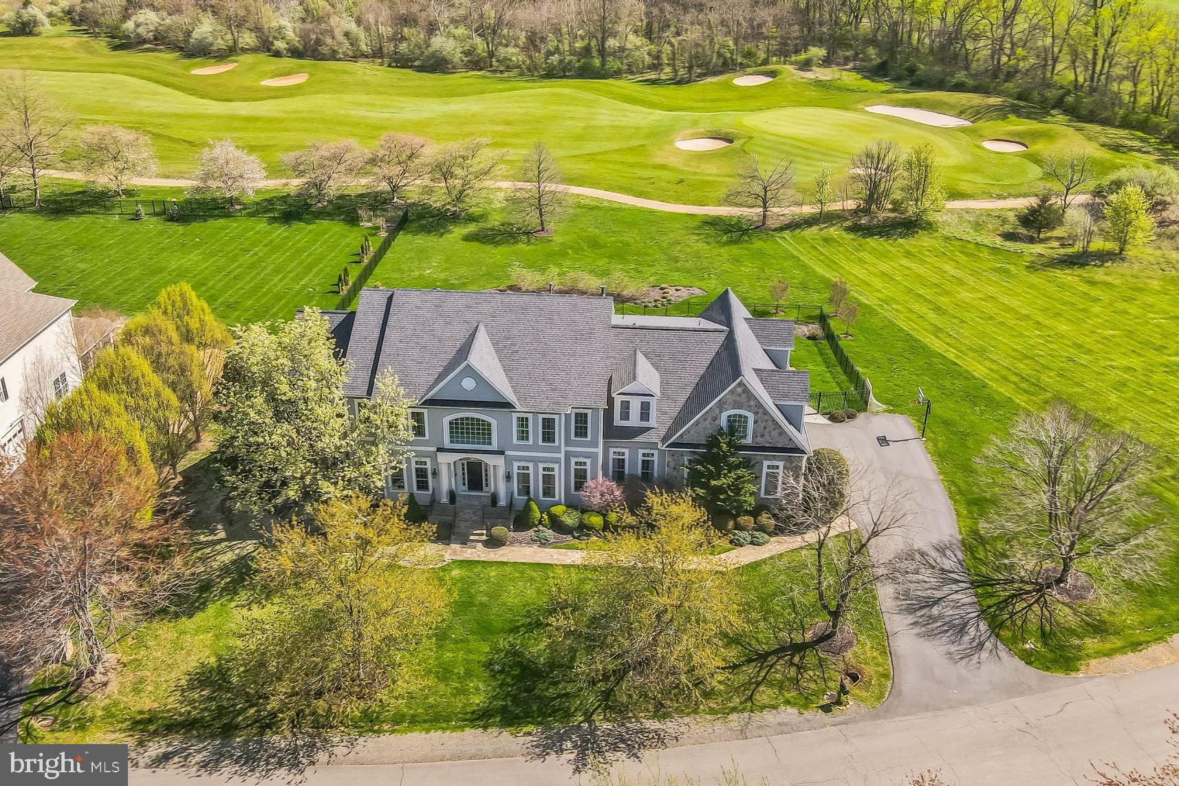 RASPBERRY FALLS - Residential
