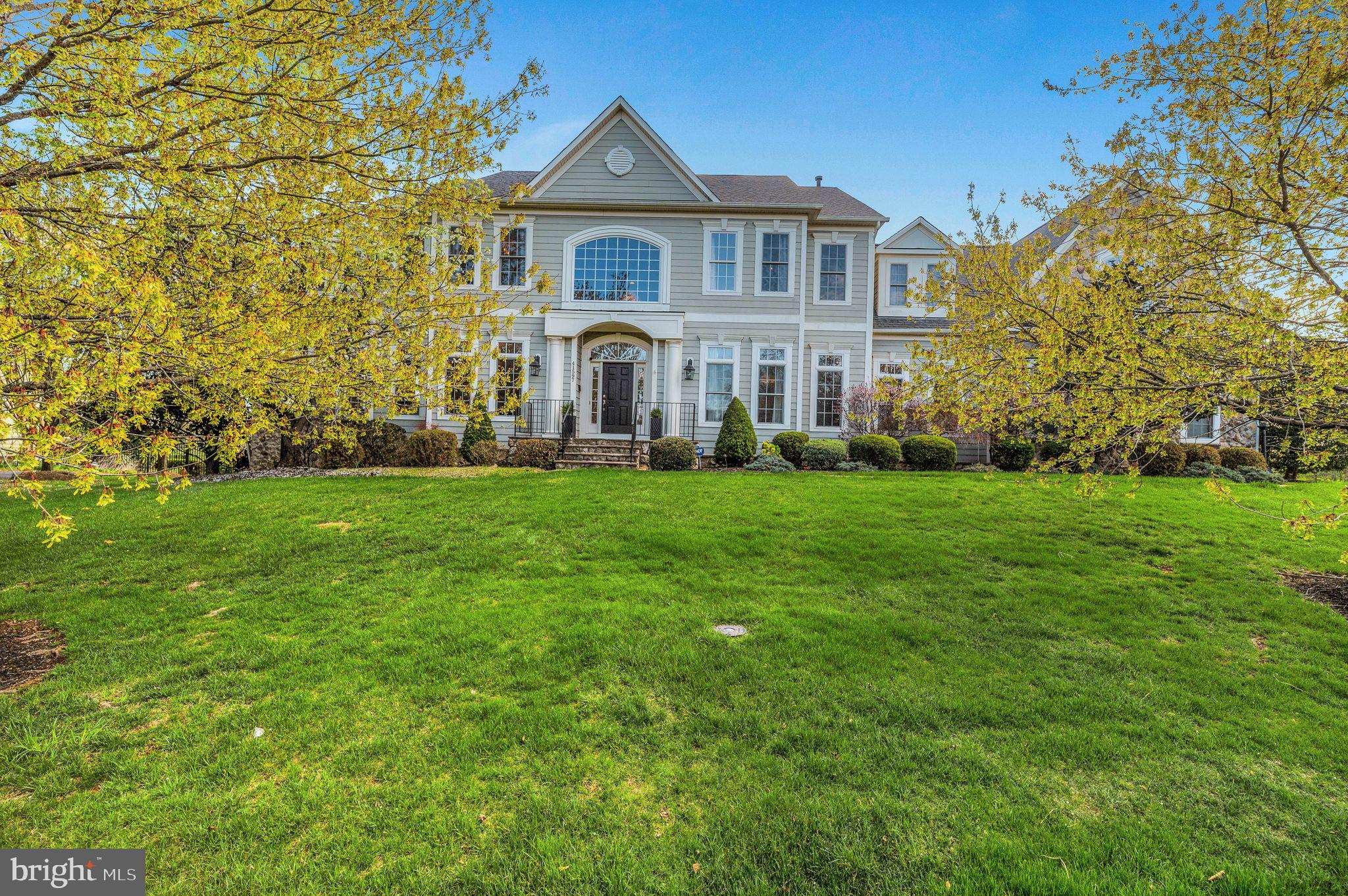 RASPBERRY FALLS - Residential
