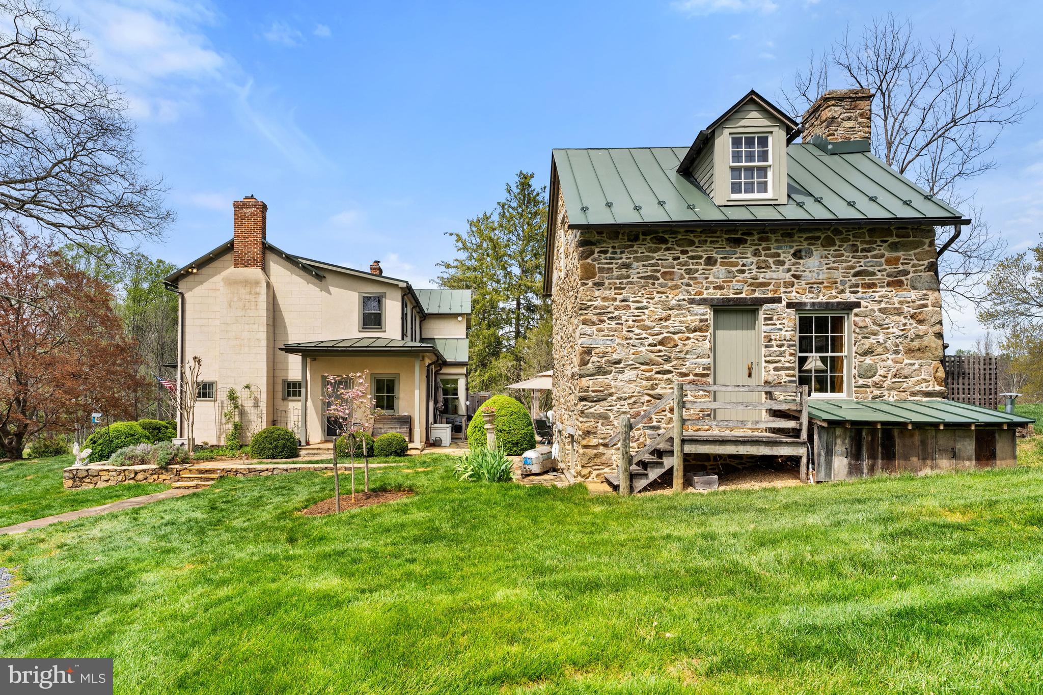 DELAPLANE MEADOWS - Residential