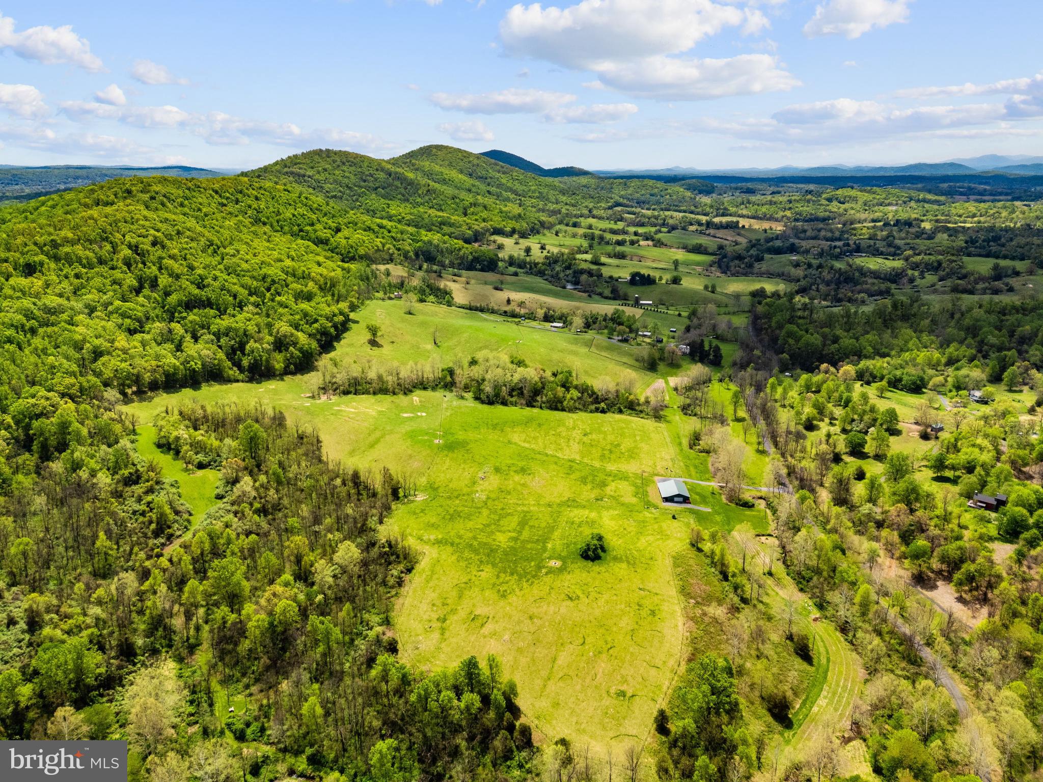 DELAPLANE MEADOWS - Residential