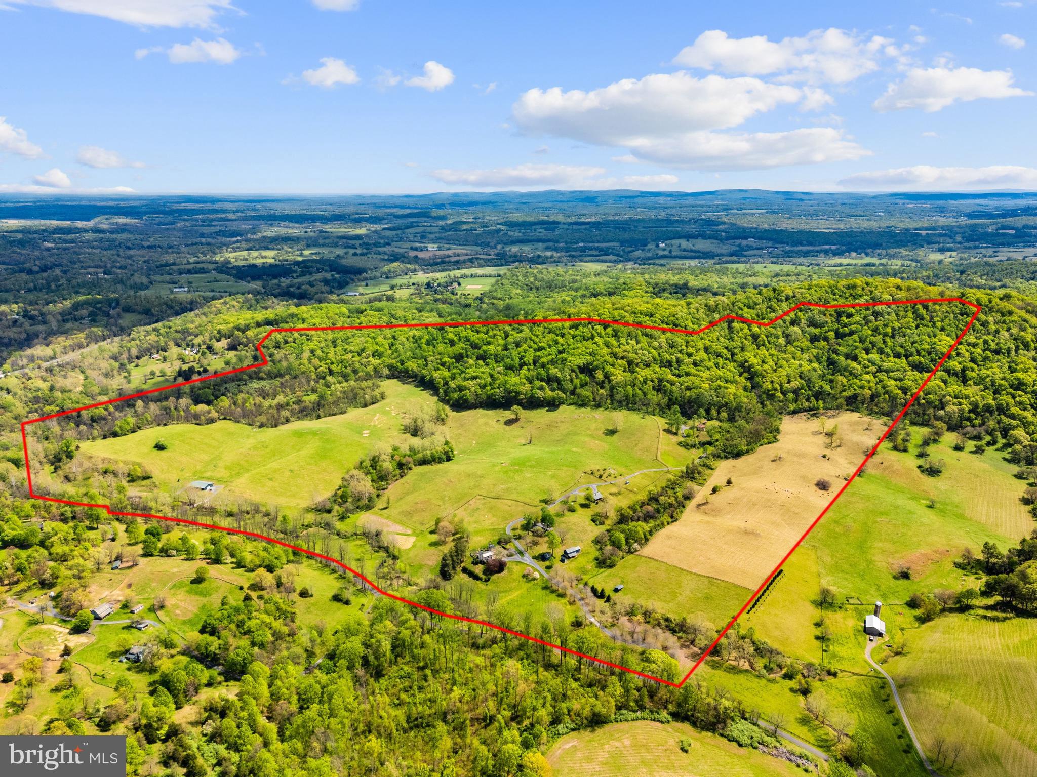 DELAPLANE MEADOWS - Residential