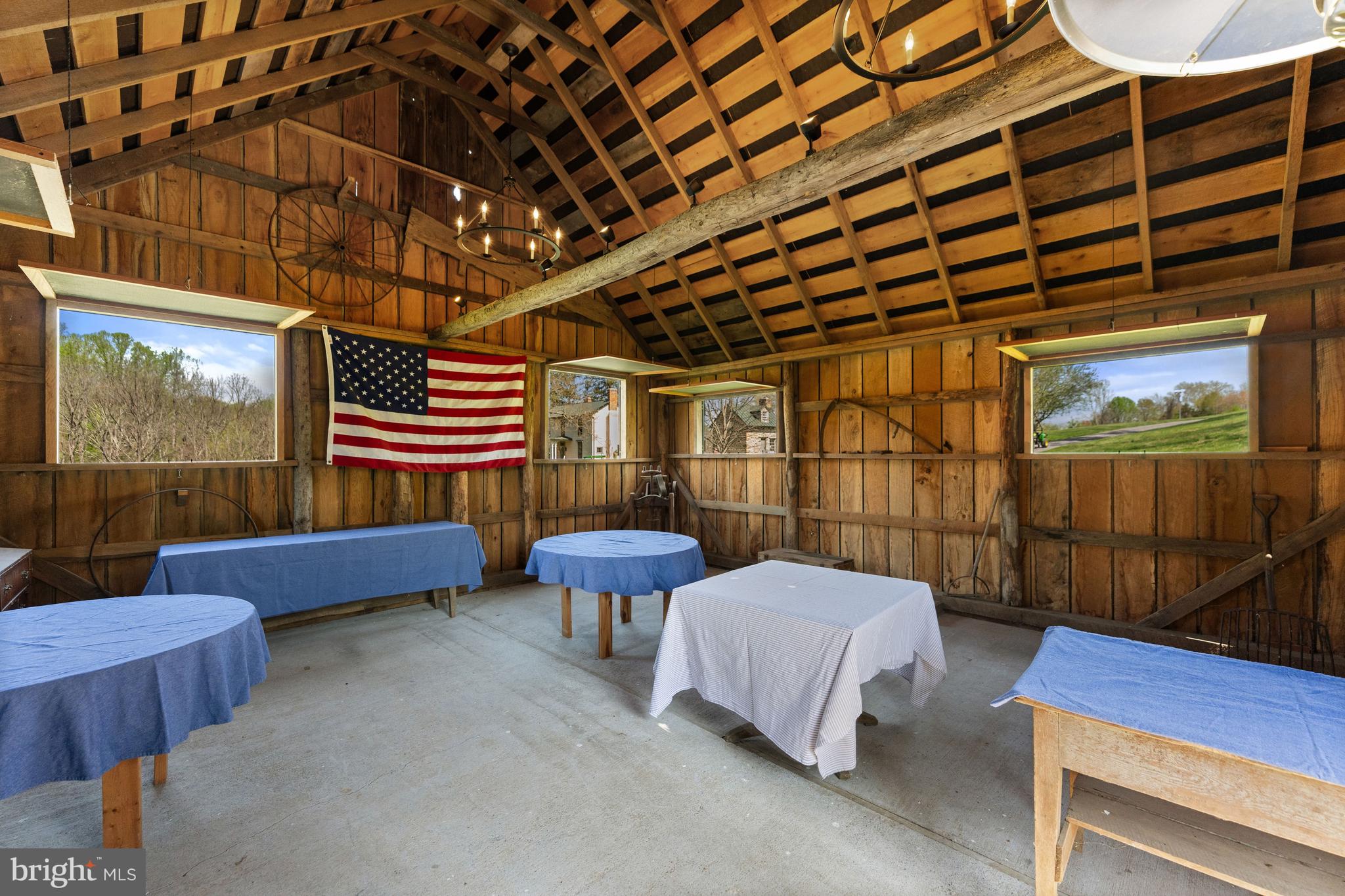 DELAPLANE MEADOWS - Residential