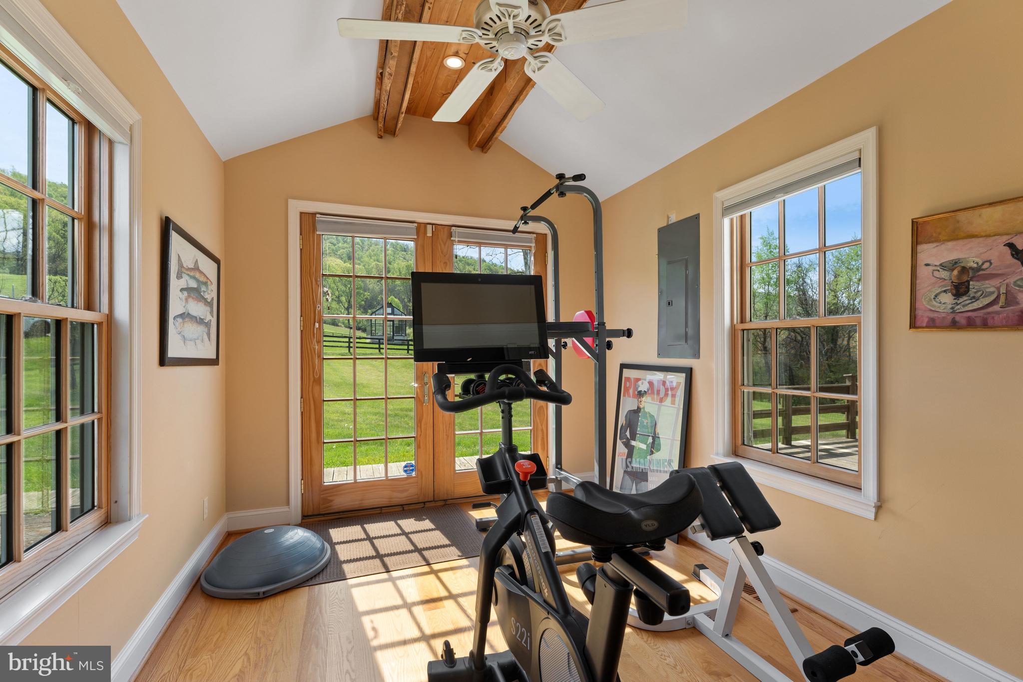 DELAPLANE MEADOWS - Residential