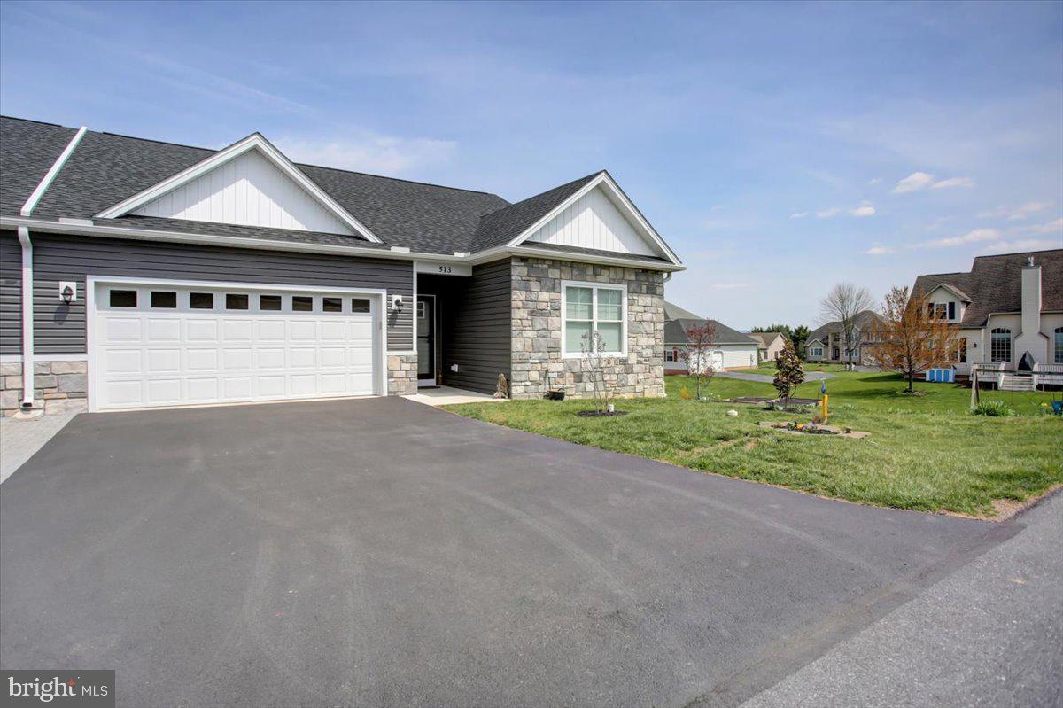 MELROSE MEADOWS III - Residential