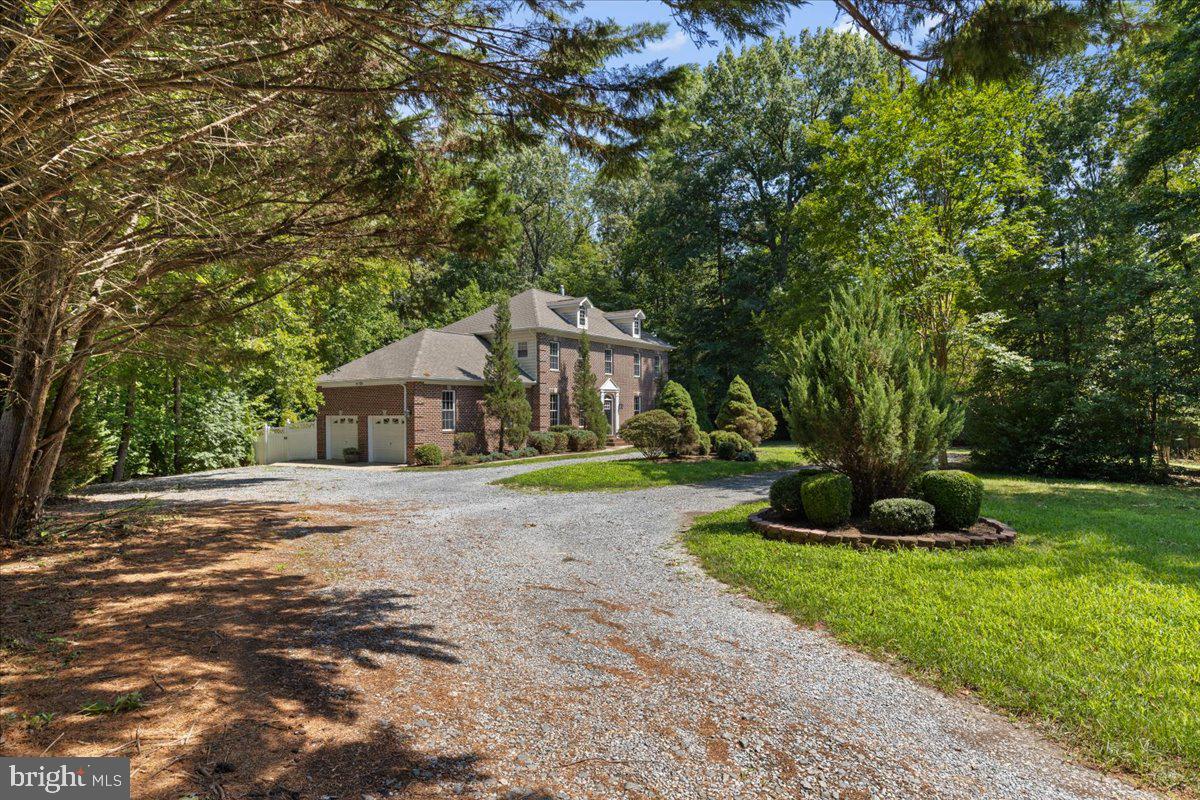 HUNTERS RIDGE - Residential