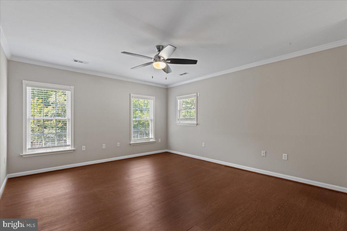 HUNTERS RIDGE - Residential