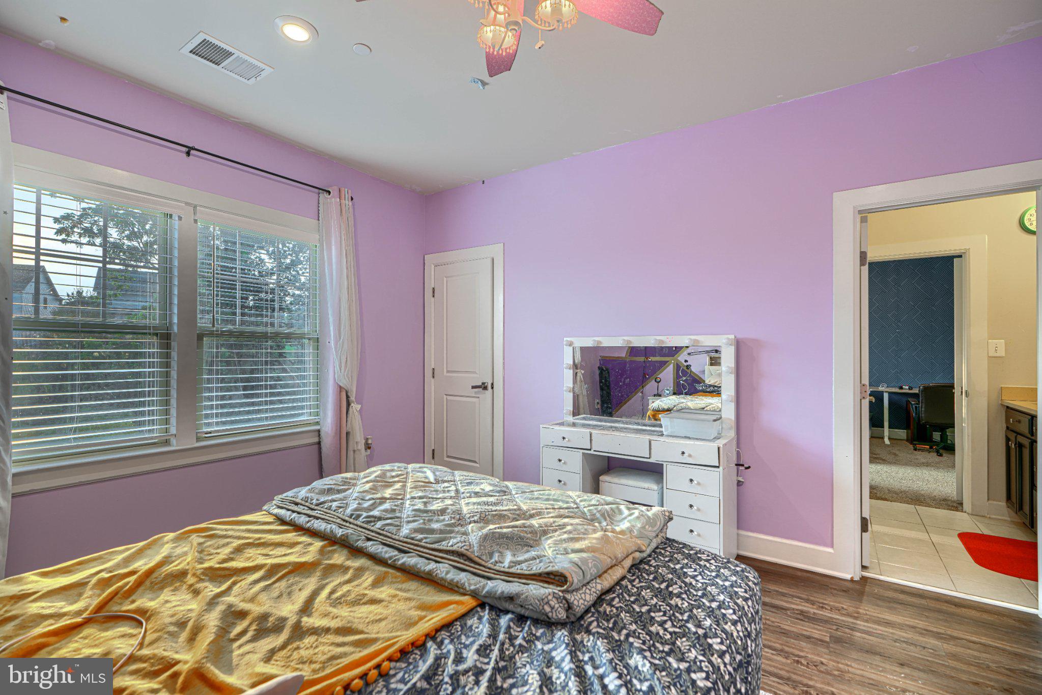 LAKE LINGANORE WOODRIDGE - Residential