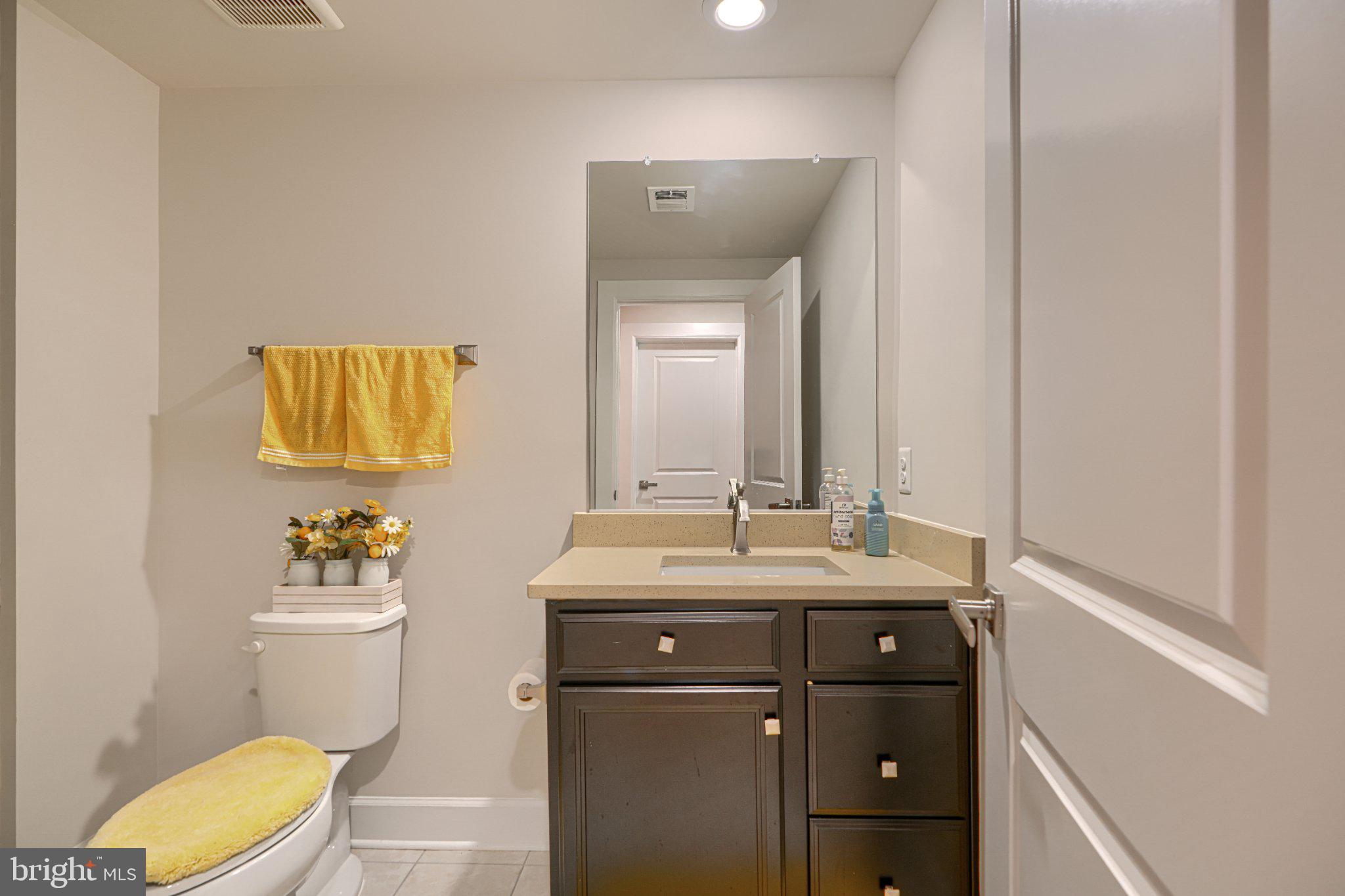 LAKE LINGANORE WOODRIDGE - Residential