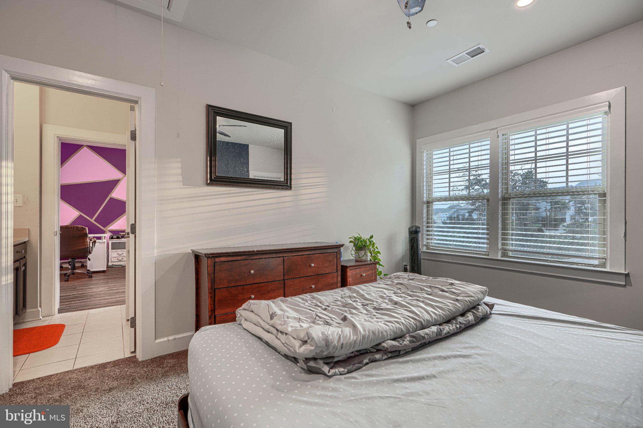 LAKE LINGANORE WOODRIDGE - Residential