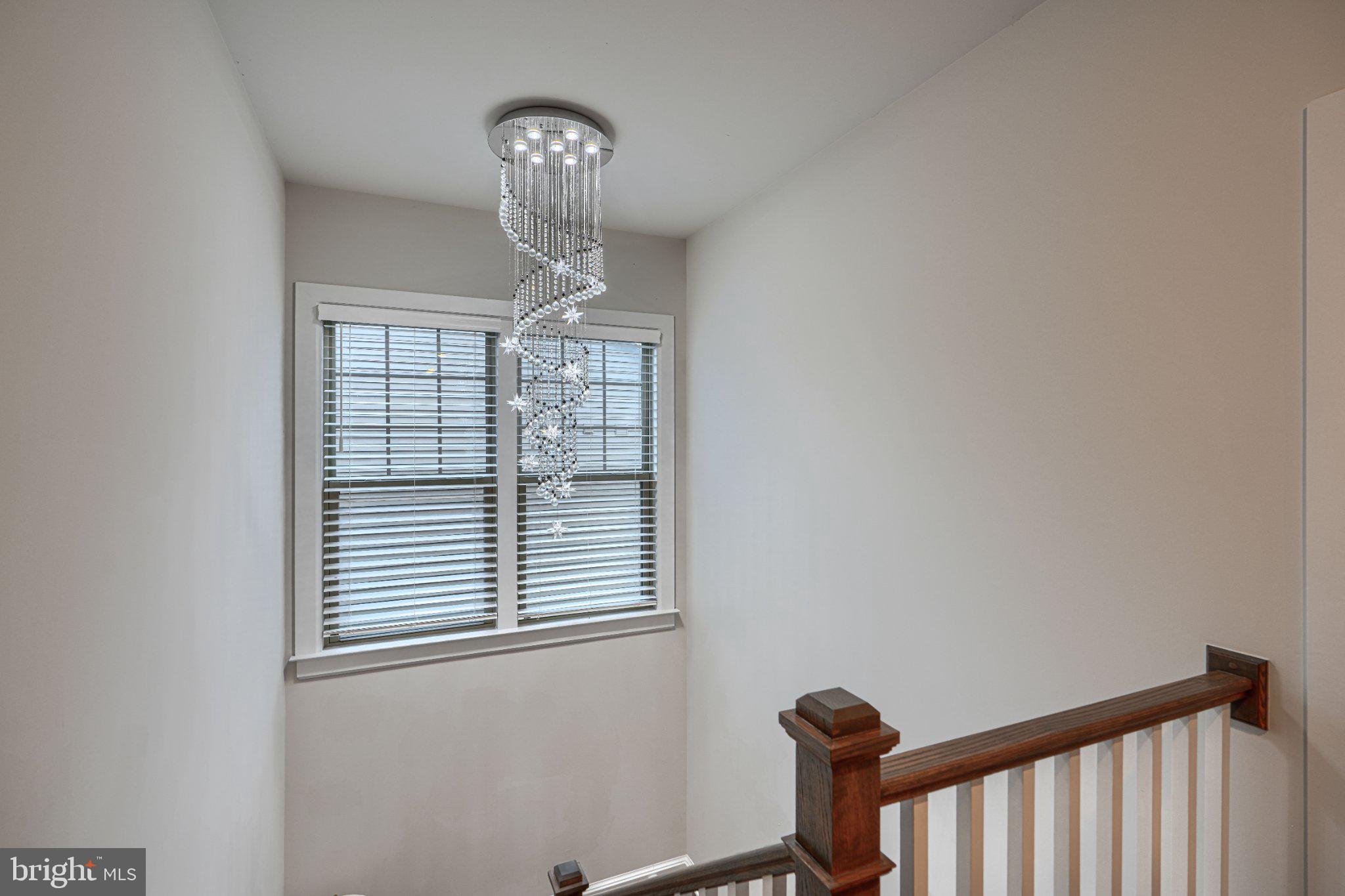 LAKE LINGANORE WOODRIDGE - Residential