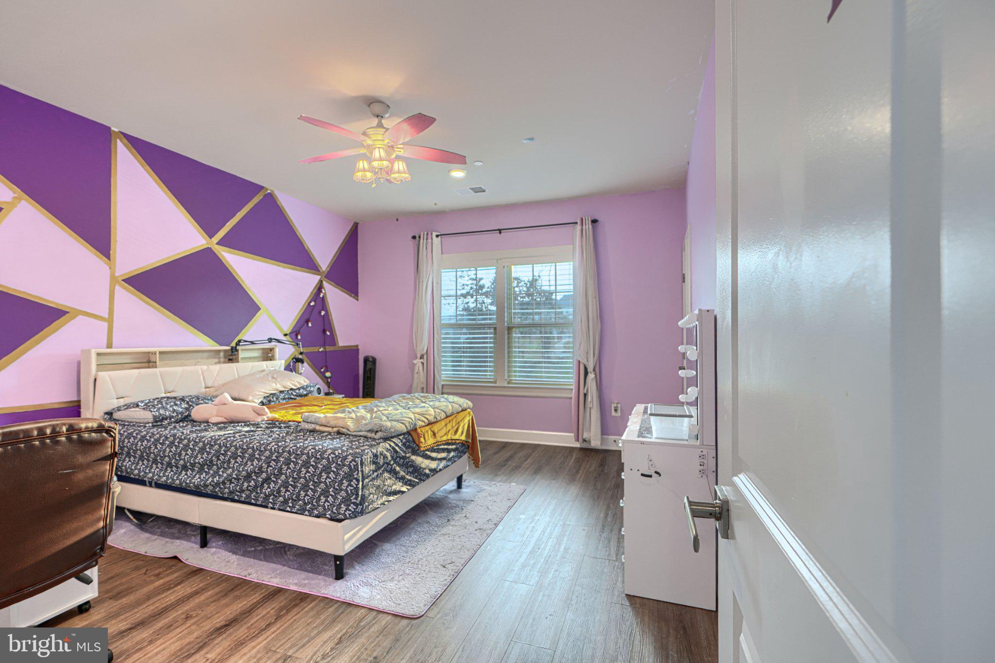 LAKE LINGANORE WOODRIDGE - Residential