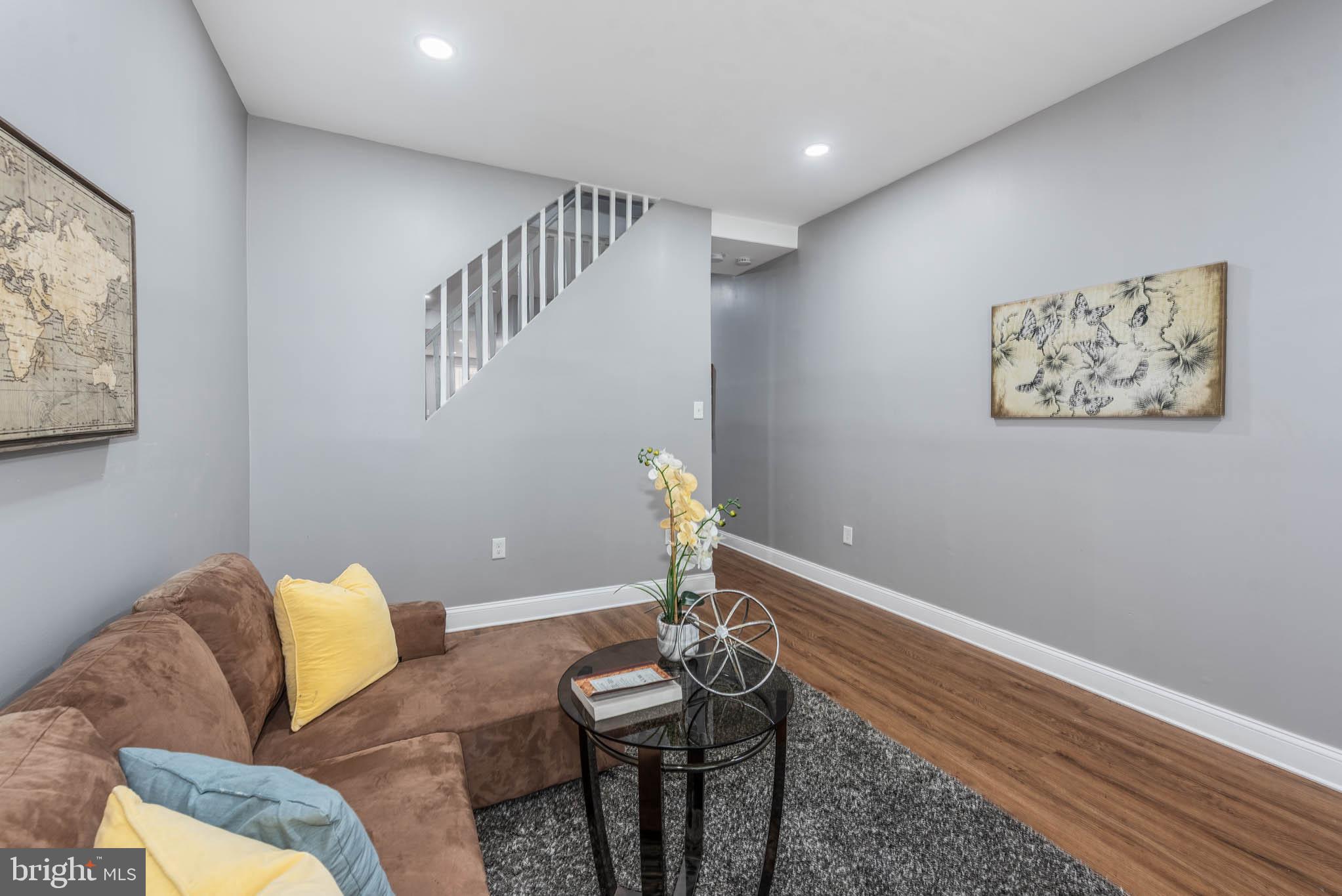 HARWOOD - Residential