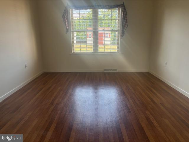TWIN CREEKS DR - Residential