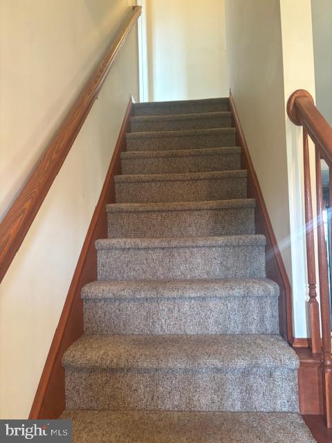 TWIN CREEKS DR - Residential