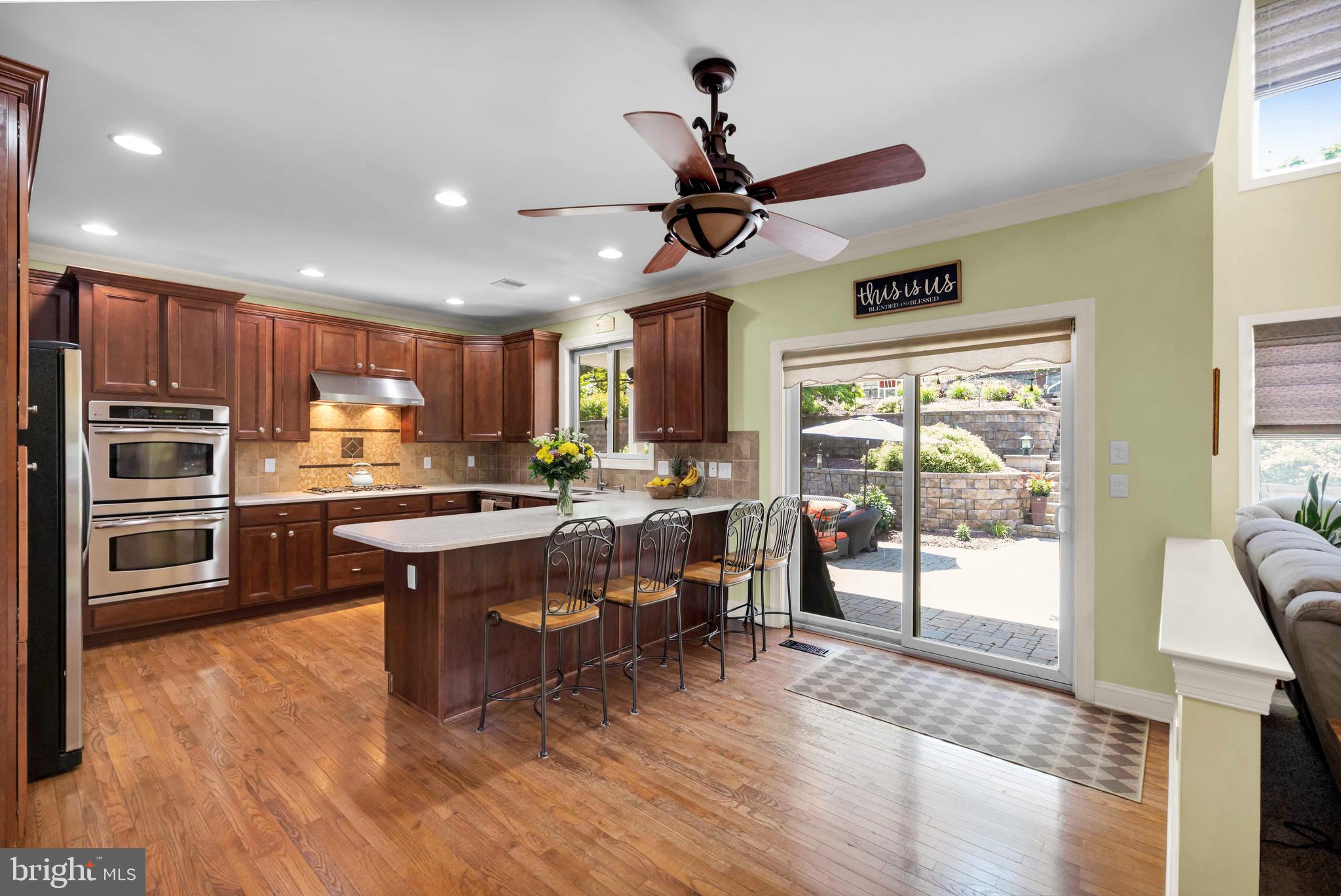 CAL-STAN ESTATES - Residential