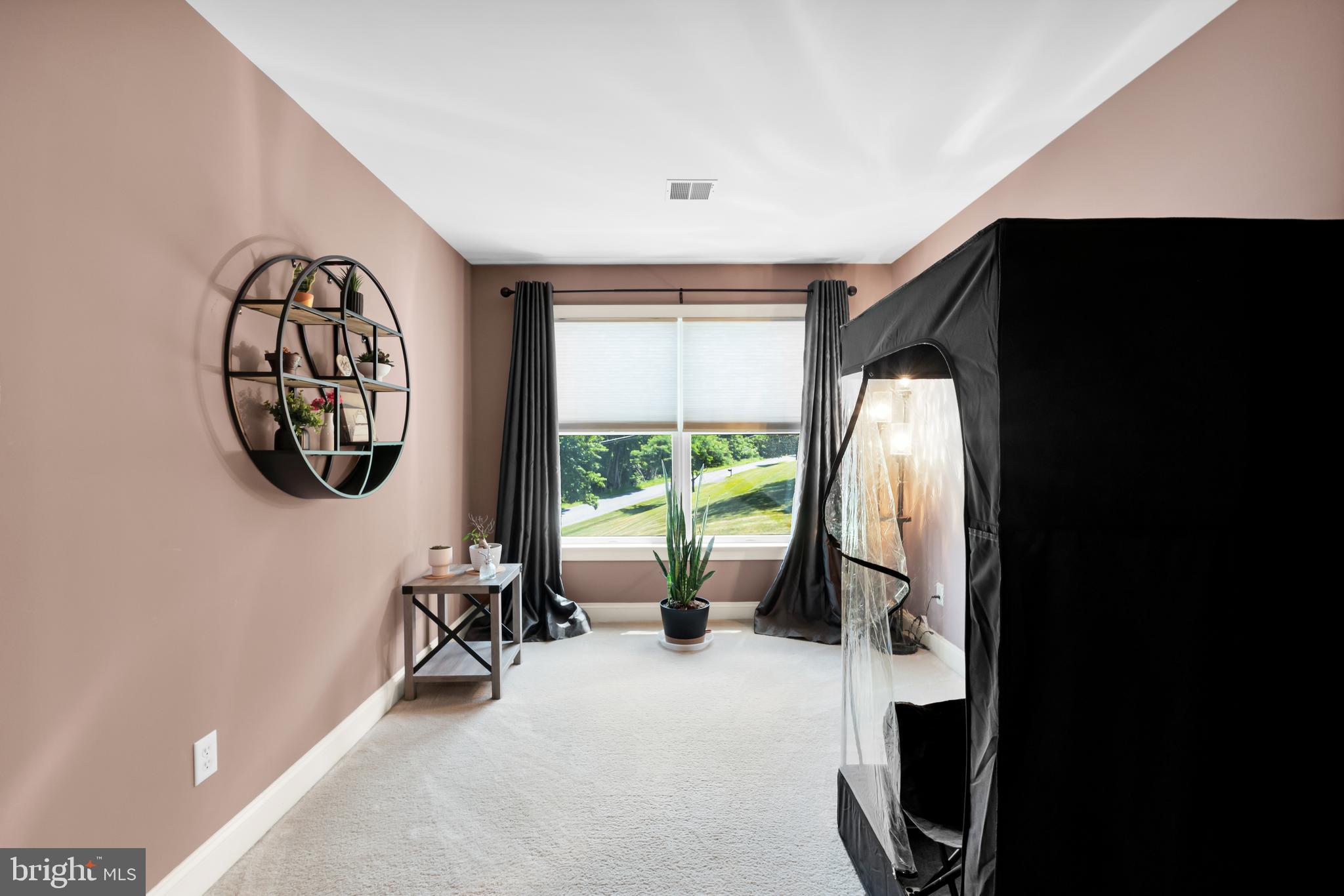 CAL-STAN ESTATES - Residential