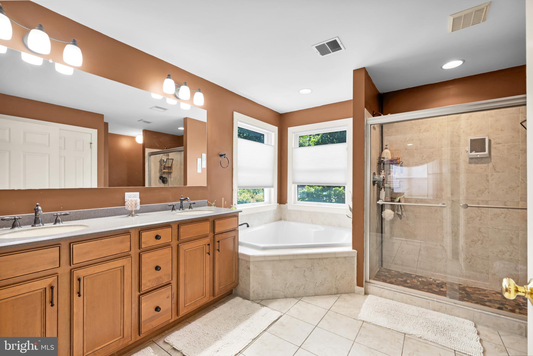 CAL-STAN ESTATES - Residential