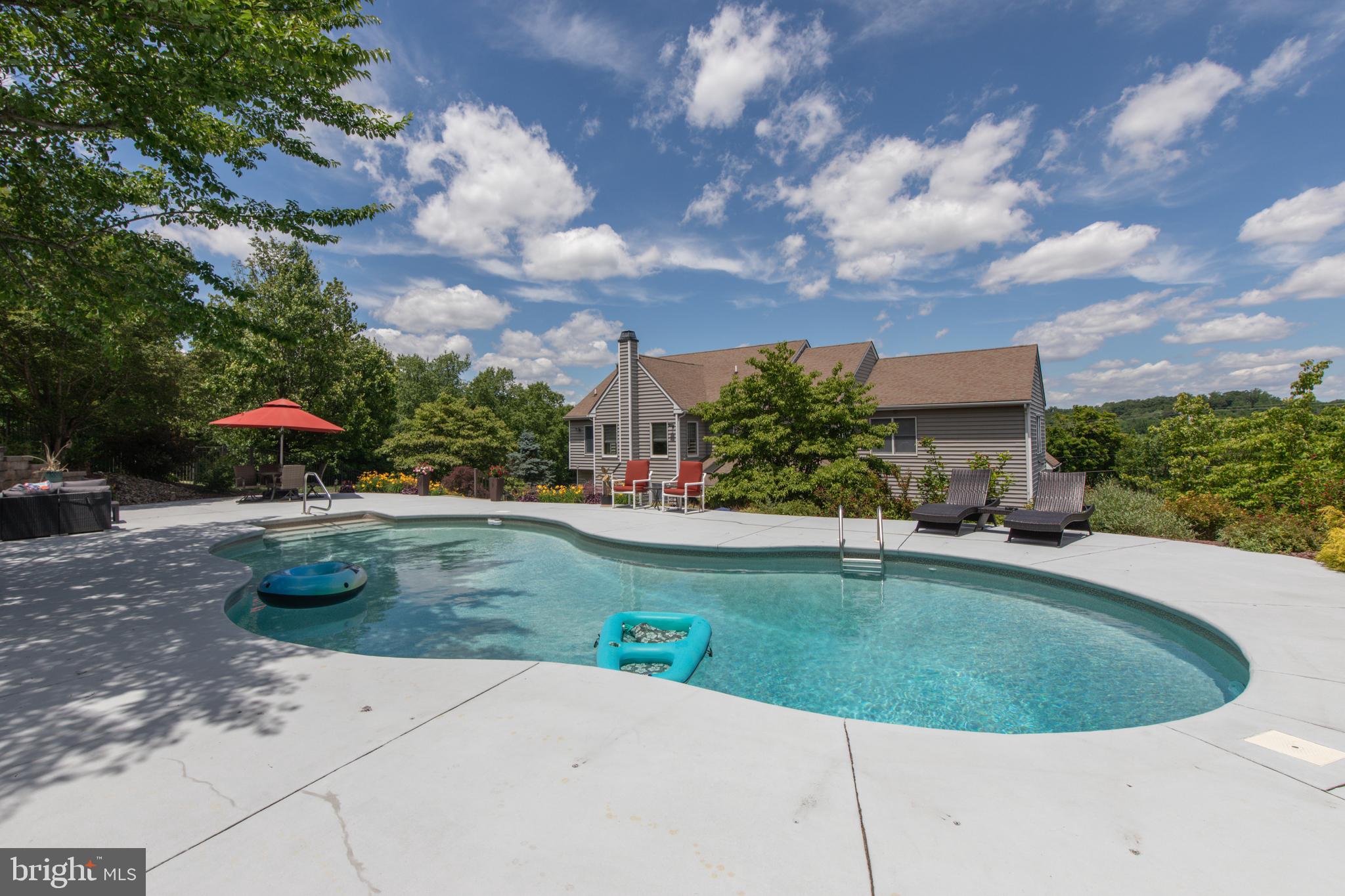 CAL-STAN ESTATES - Residential