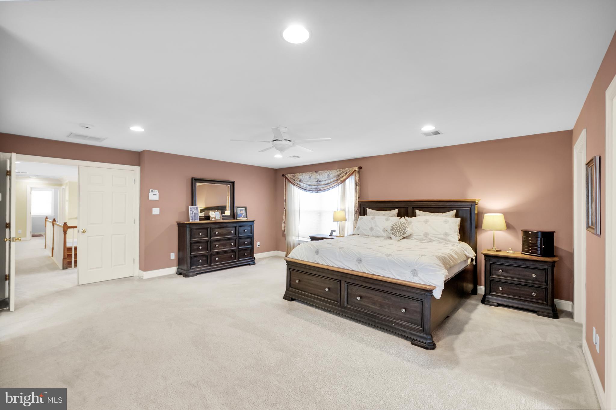 CAL-STAN ESTATES - Residential