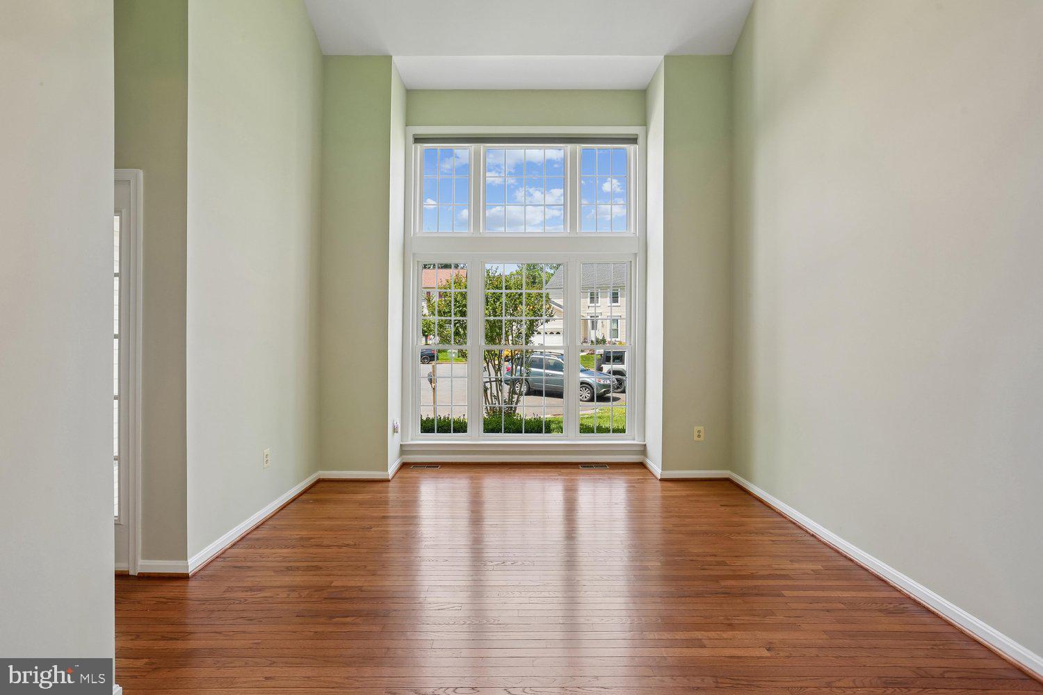MINERAL SPRING VILLAGE - Residential