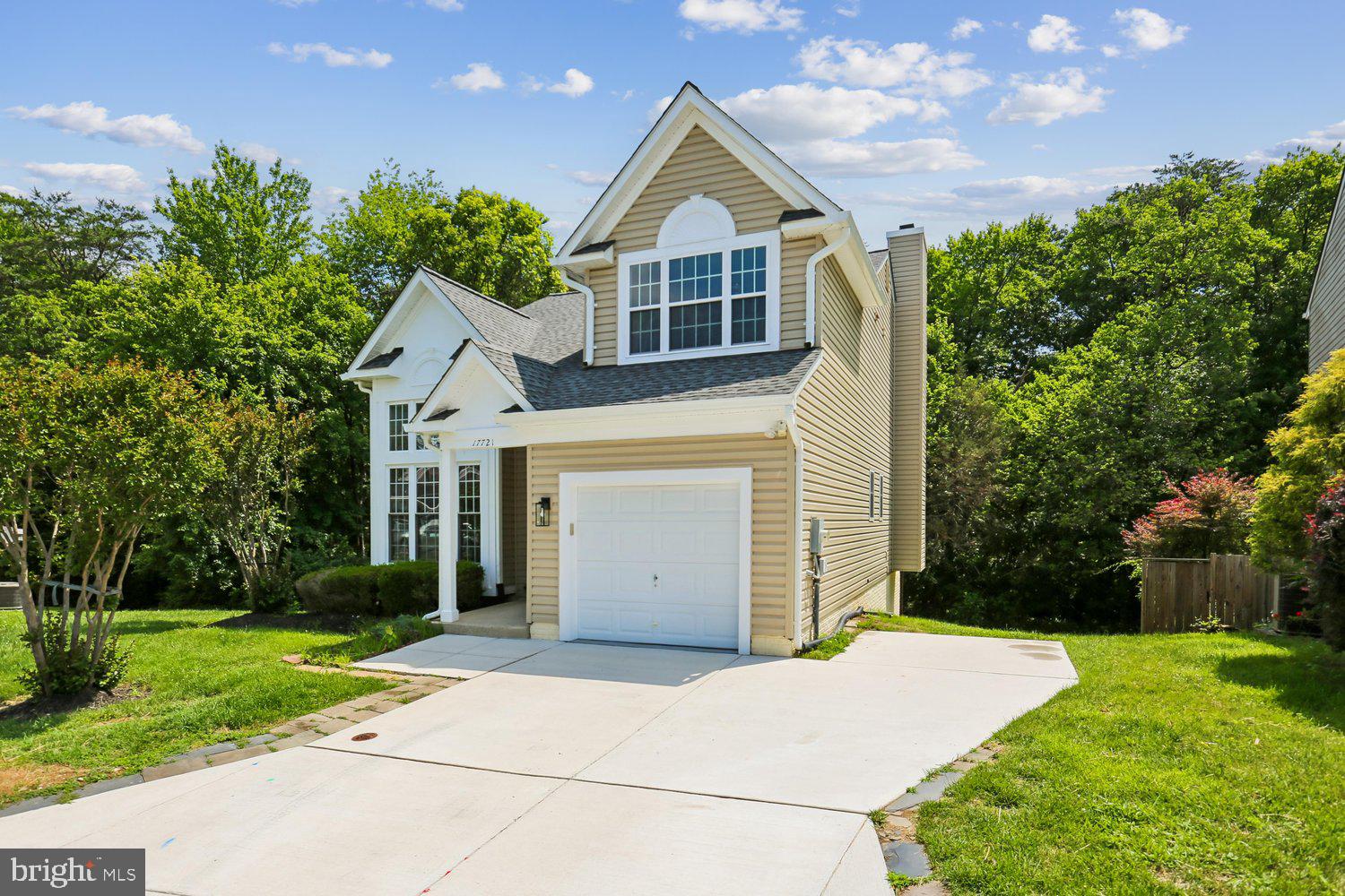 MINERAL SPRING VILLAGE - Residential