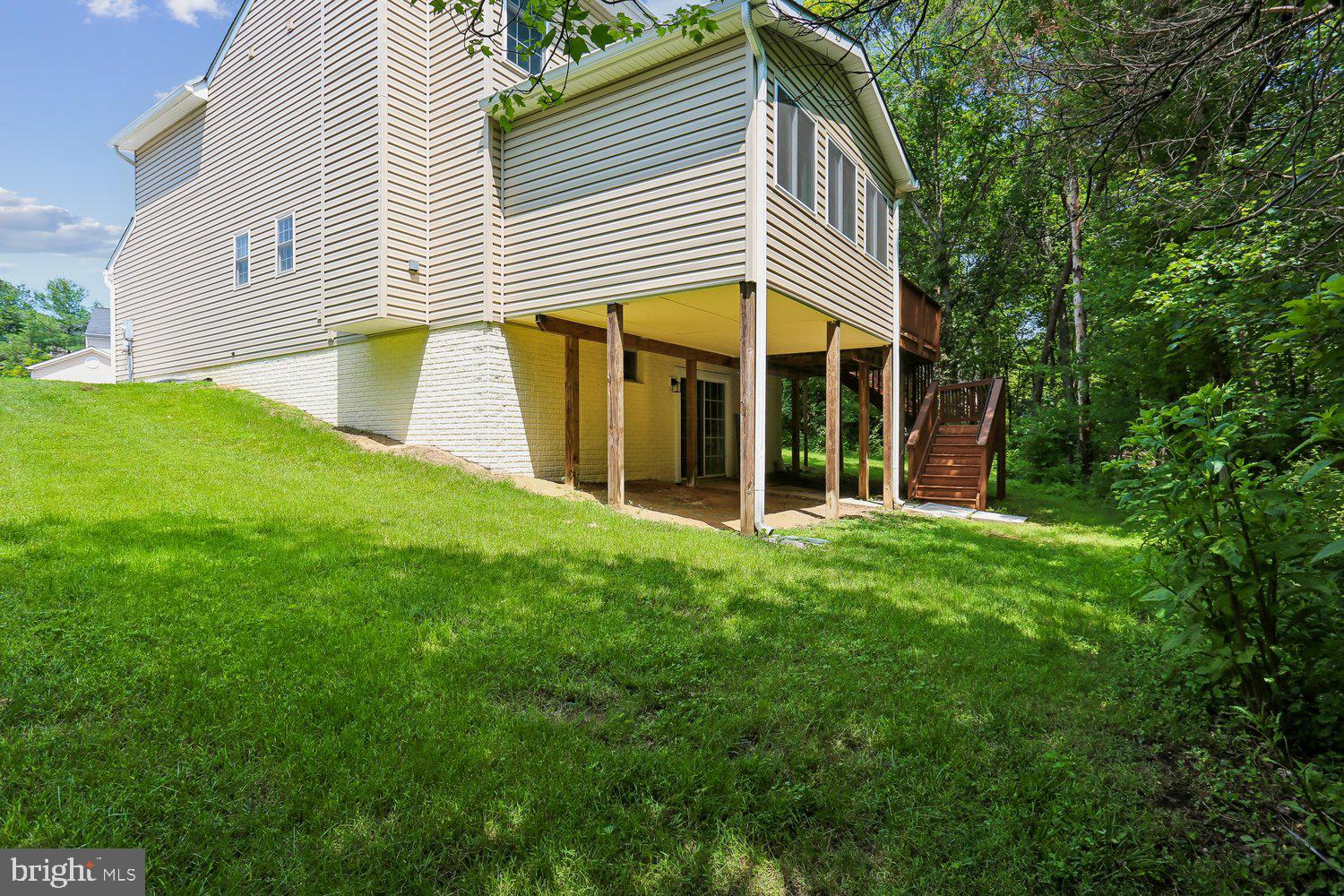 MINERAL SPRING VILLAGE - Residential