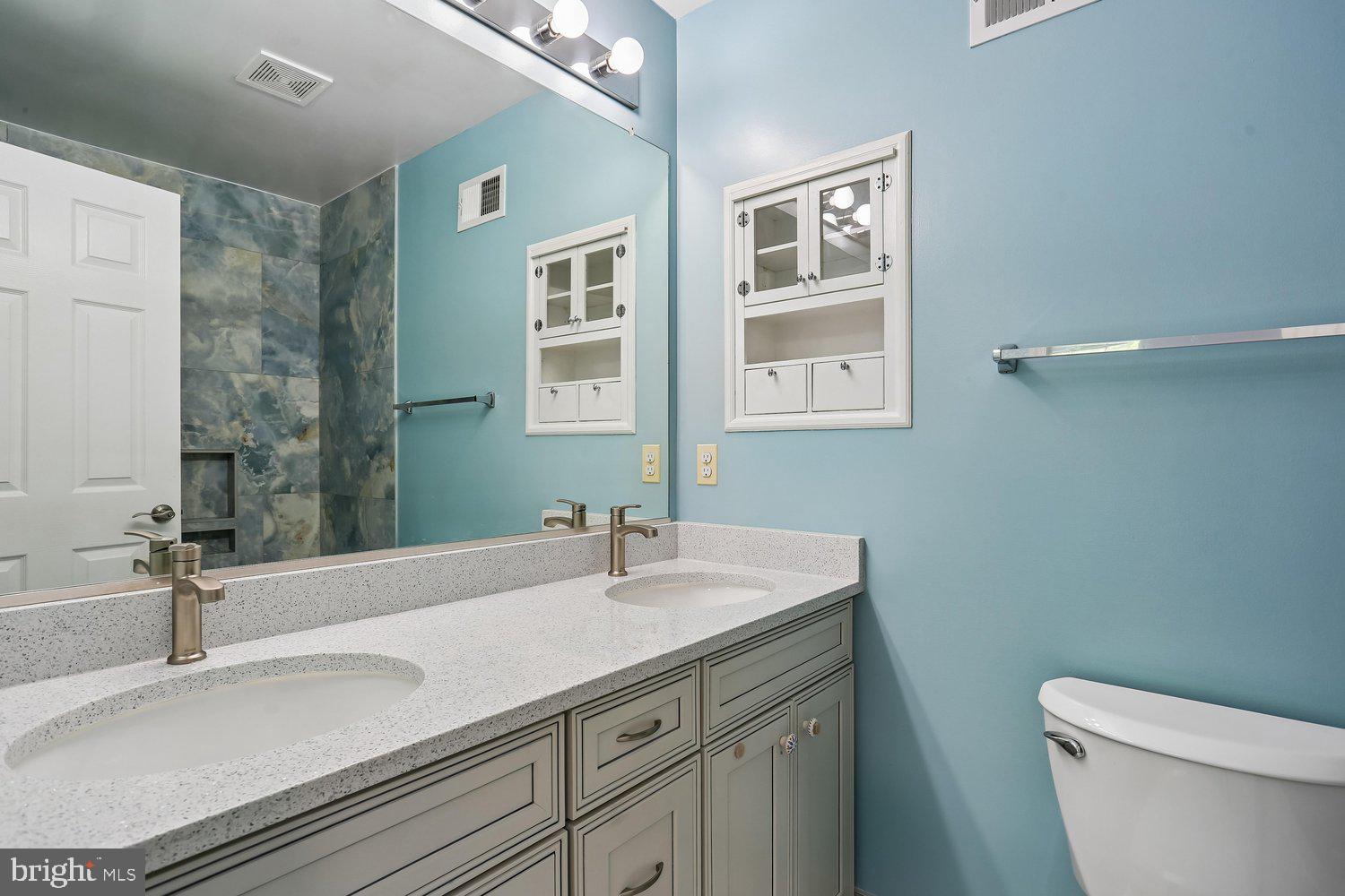 MINERAL SPRING VILLAGE - Residential