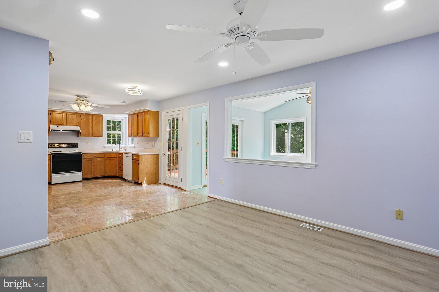 MINERAL SPRING VILLAGE - Residential