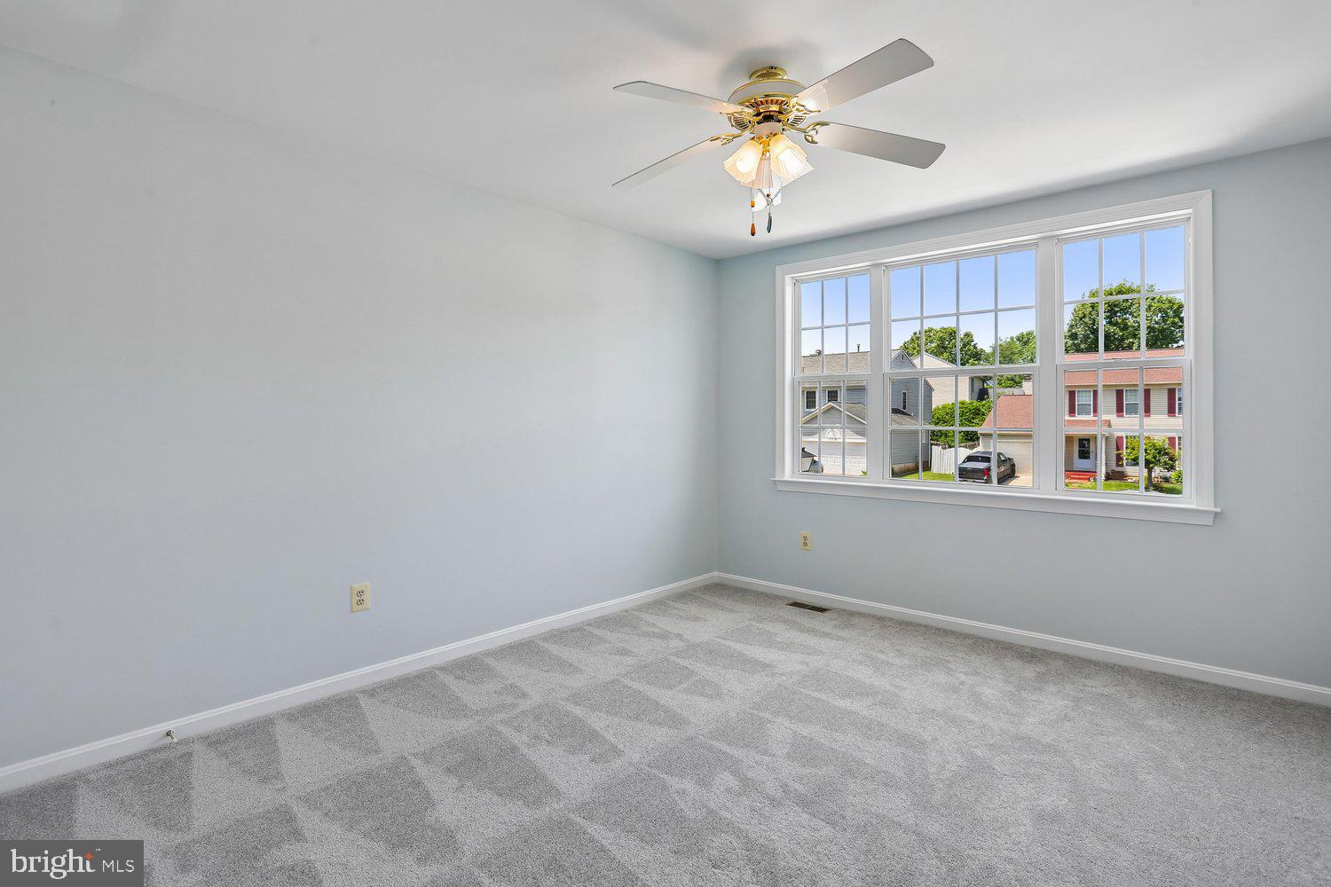 MINERAL SPRING VILLAGE - Residential