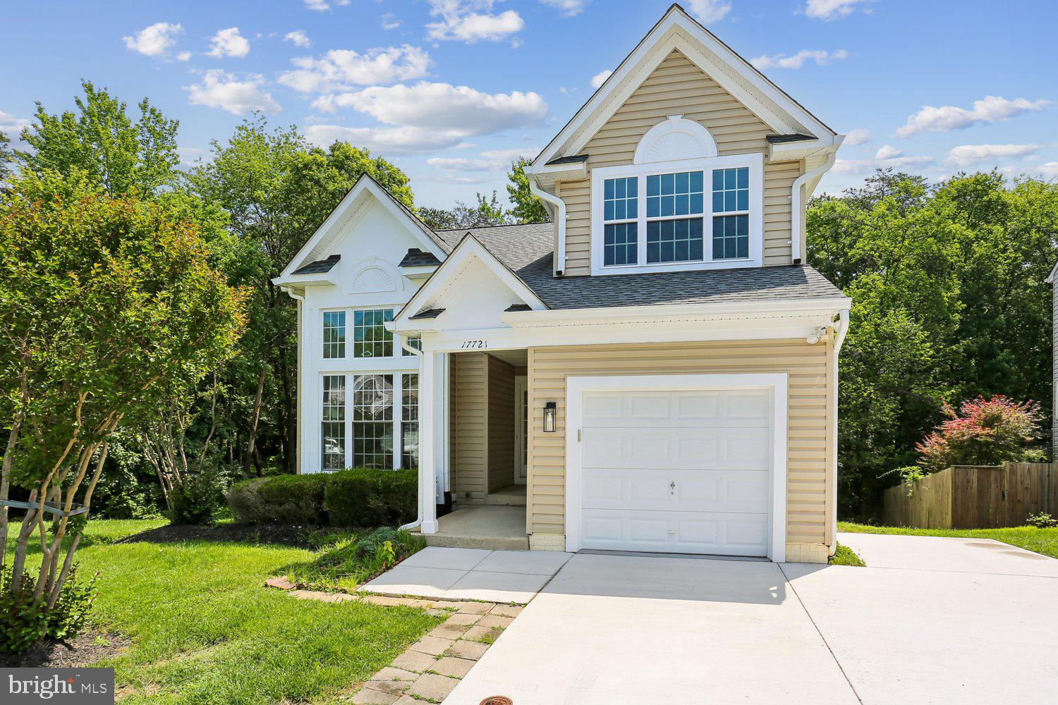 MINERAL SPRING VILLAGE - Residential