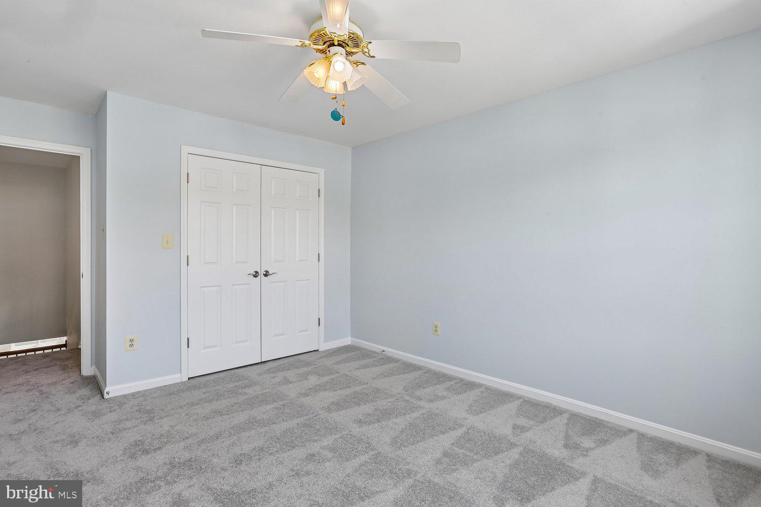 MINERAL SPRING VILLAGE - Residential