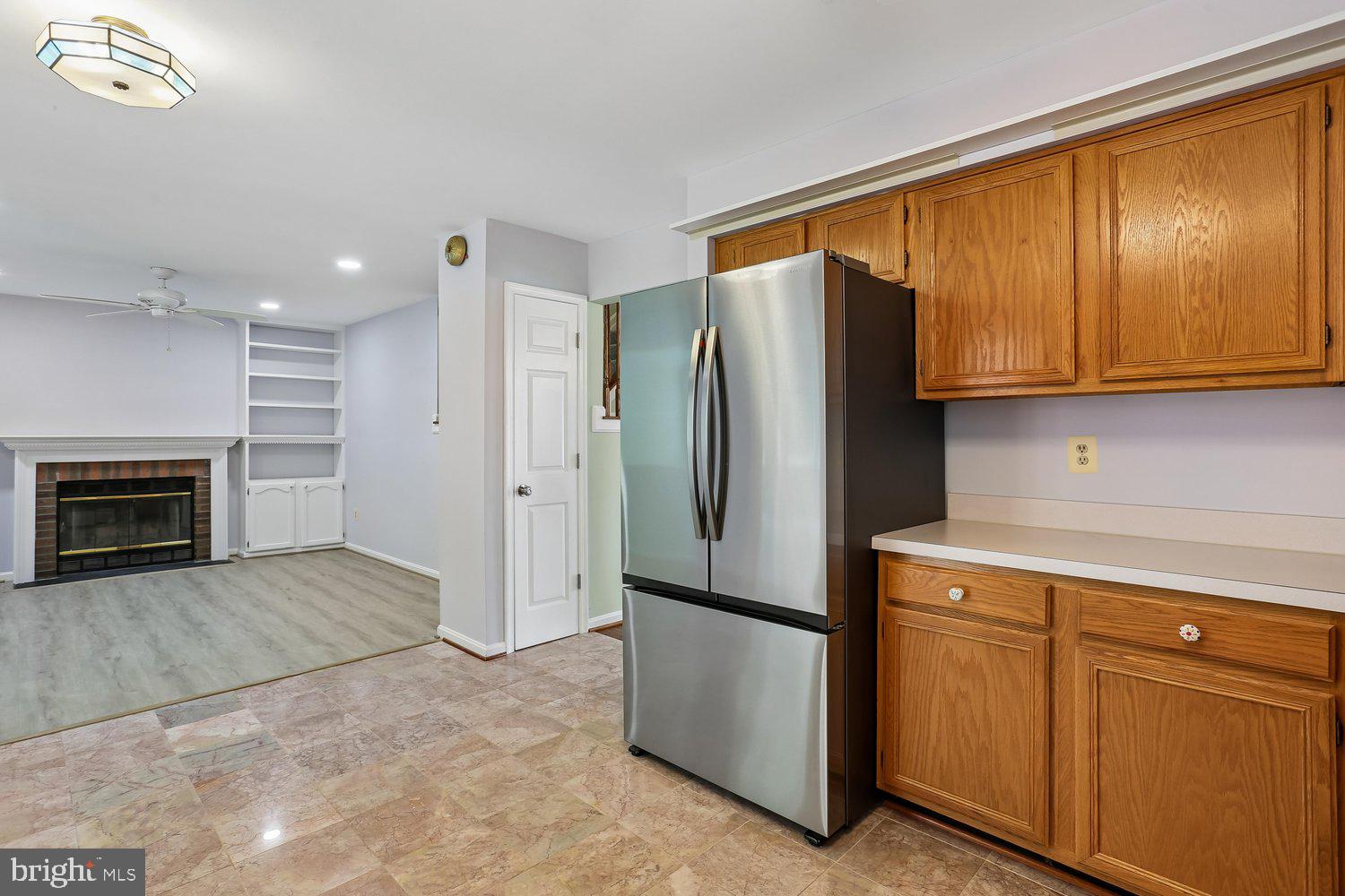 MINERAL SPRING VILLAGE - Residential