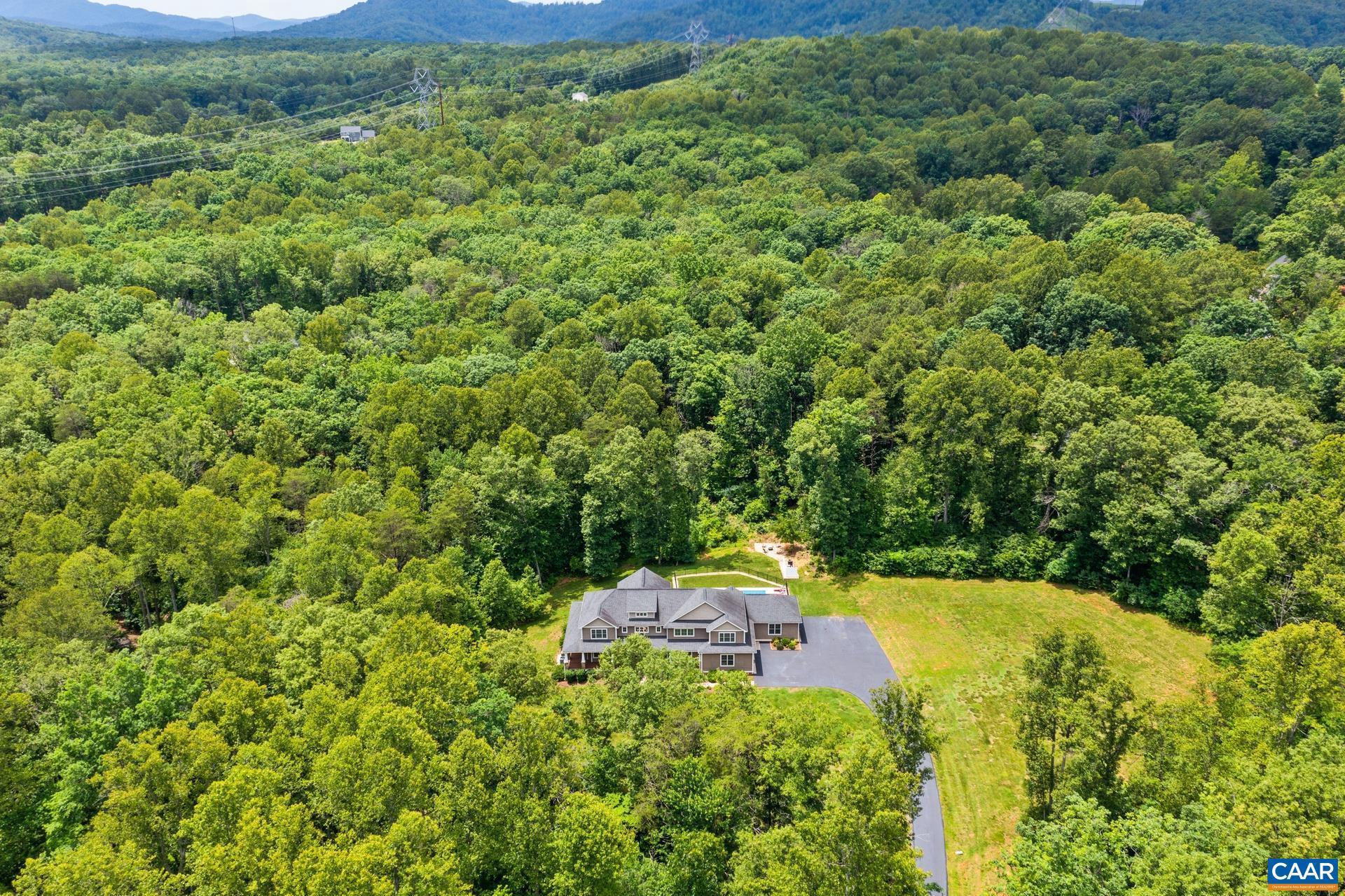HARDWARE RIVER FARMS - Residential