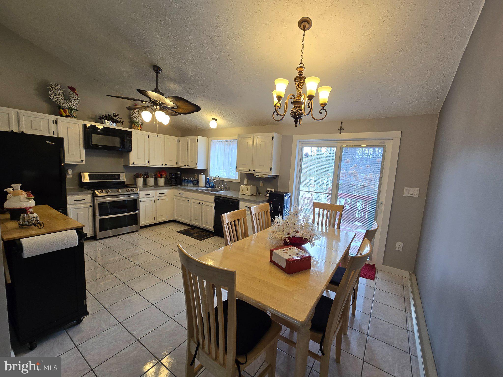 POCONO COUNTRY PLACE - Residential