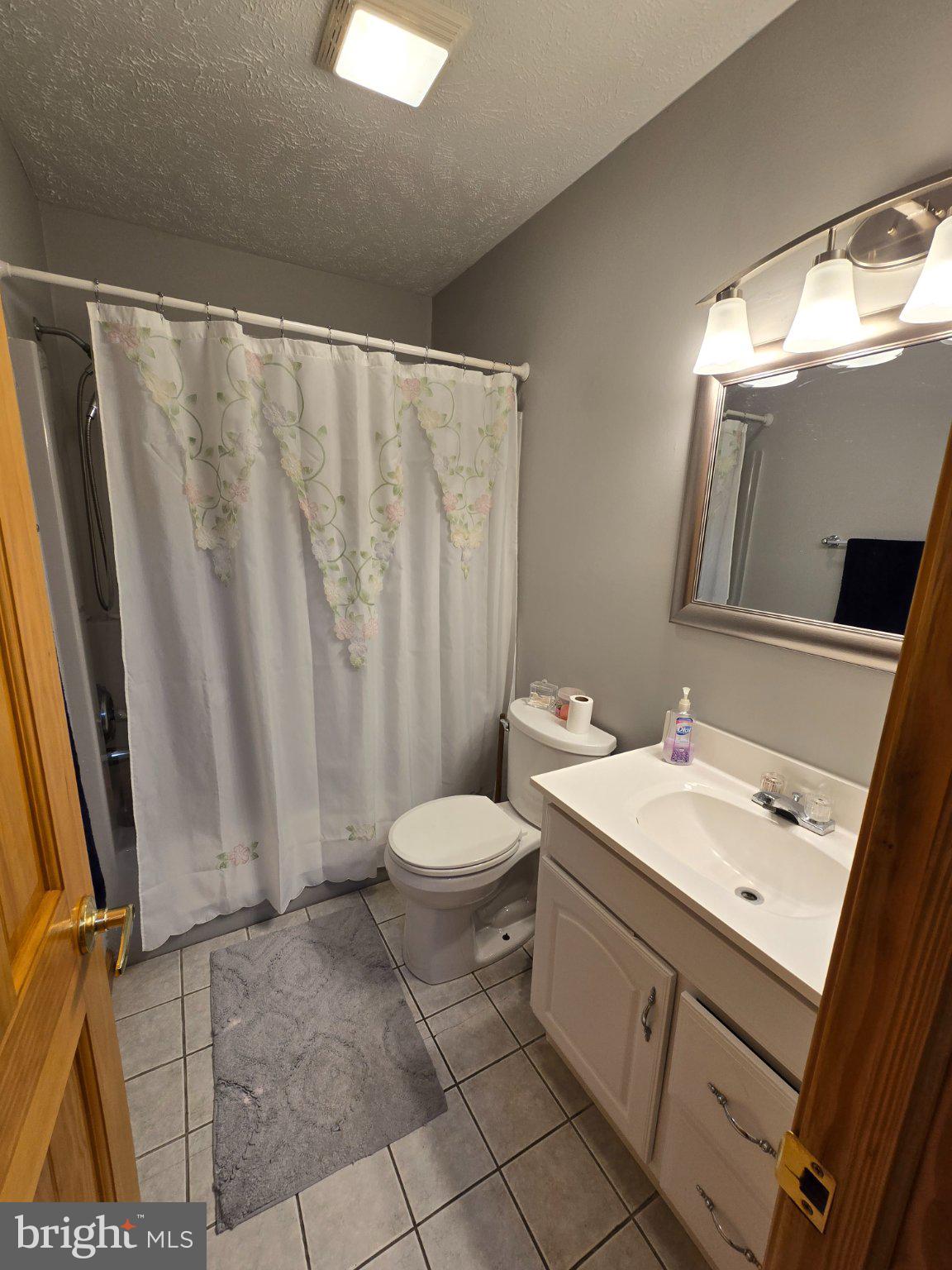 POCONO COUNTRY PLACE - Residential