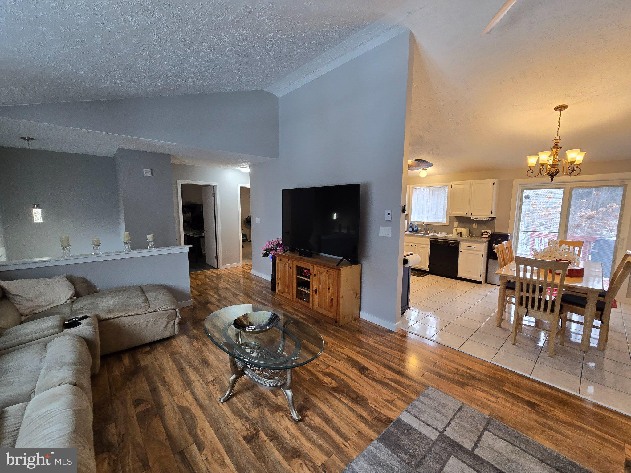 POCONO COUNTRY PLACE - Residential