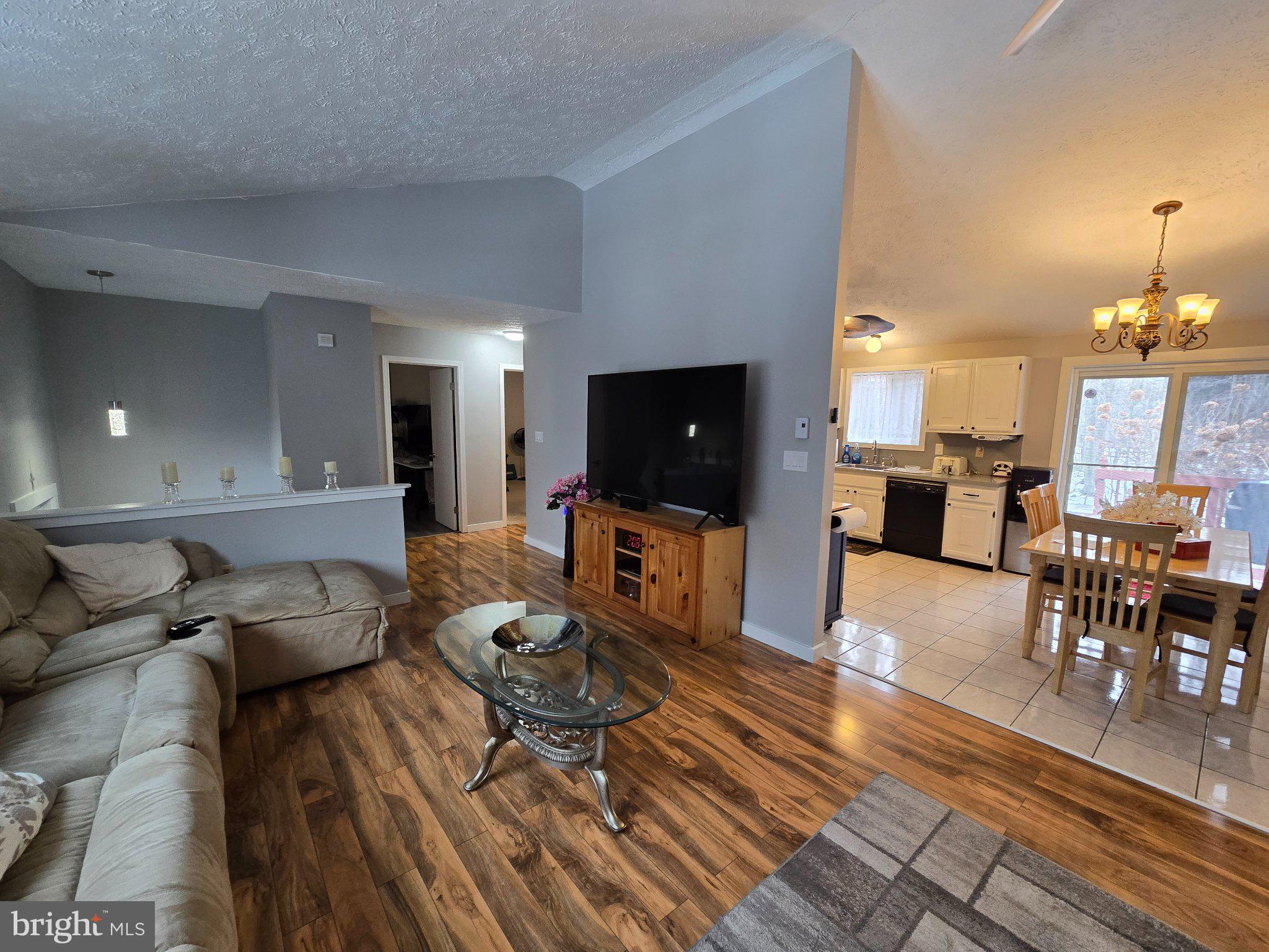 POCONO COUNTRY PLACE - Residential