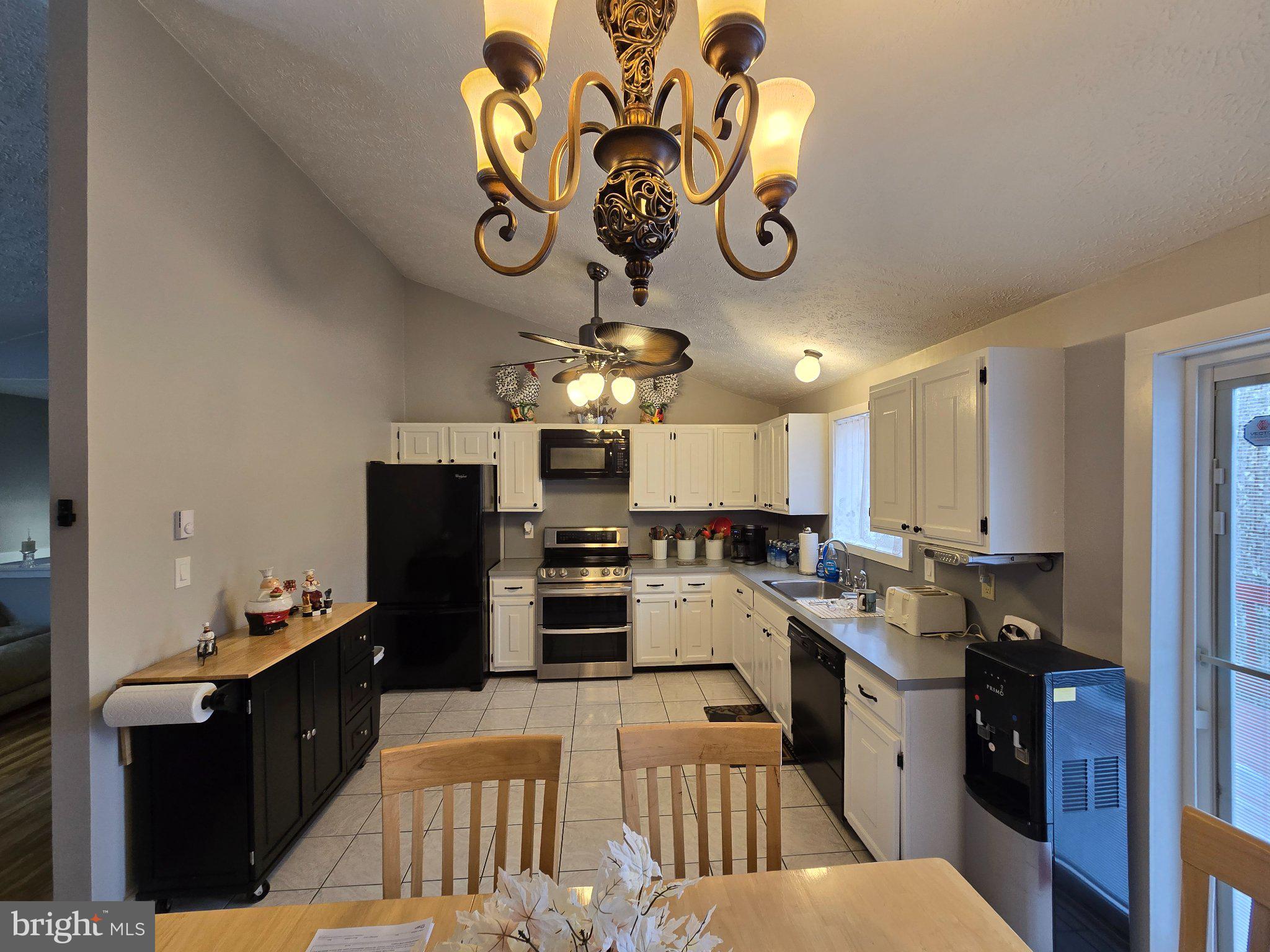 POCONO COUNTRY PLACE - Residential