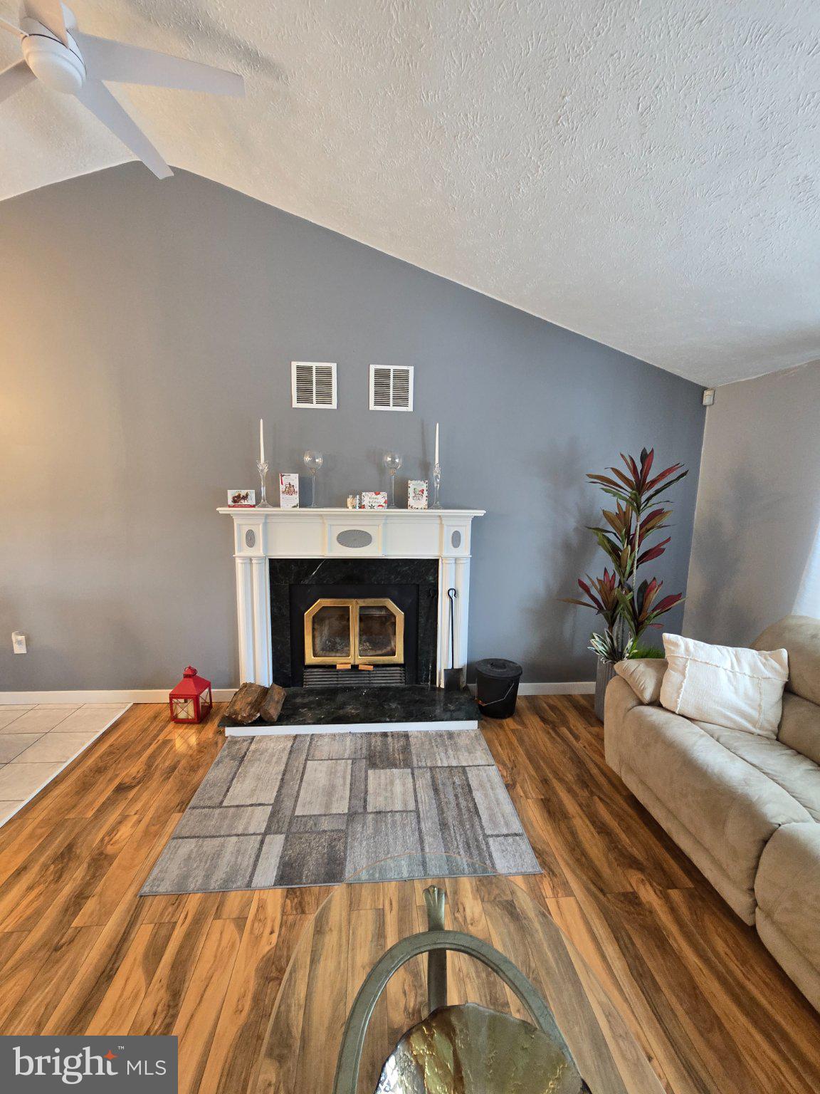 POCONO COUNTRY PLACE - Residential