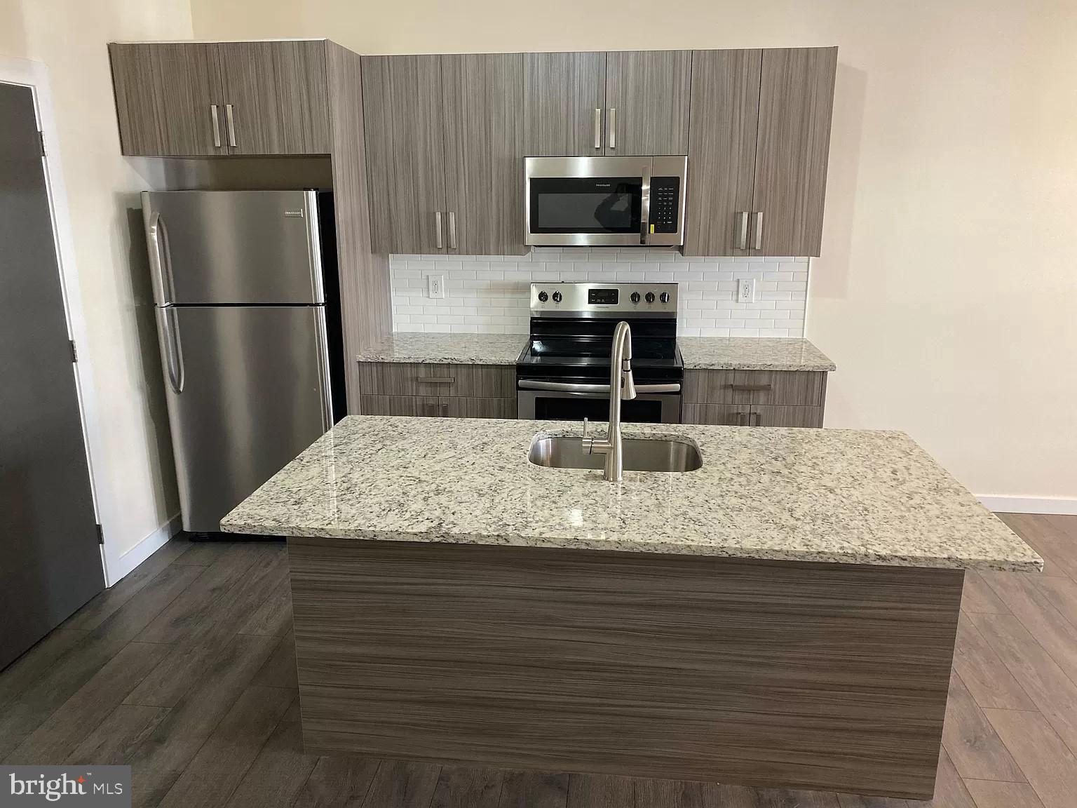 PHILADELPHIA (WEST) - Residential Lease