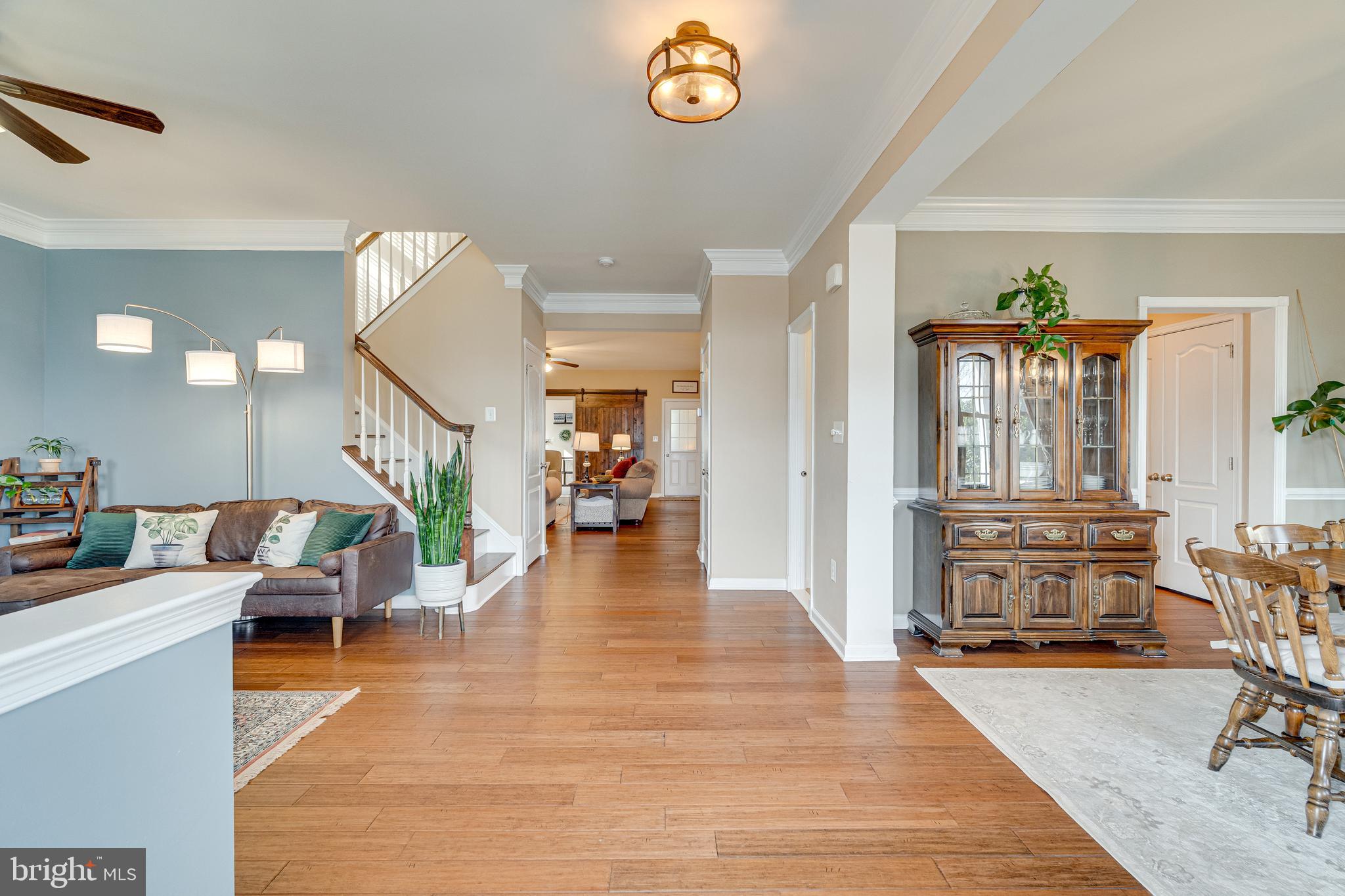 SOUTH RIDING - Residential