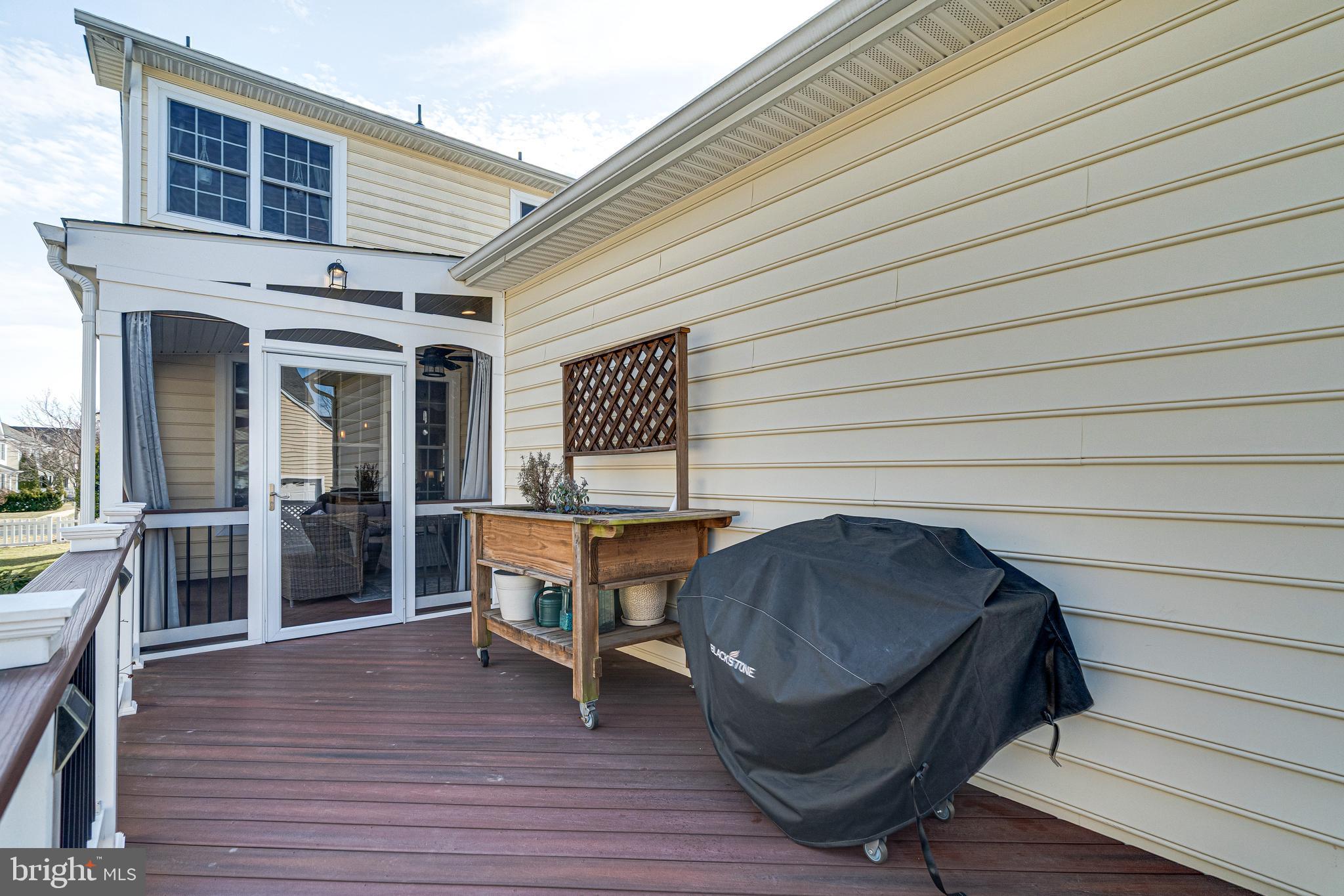 SOUTH RIDING - Residential